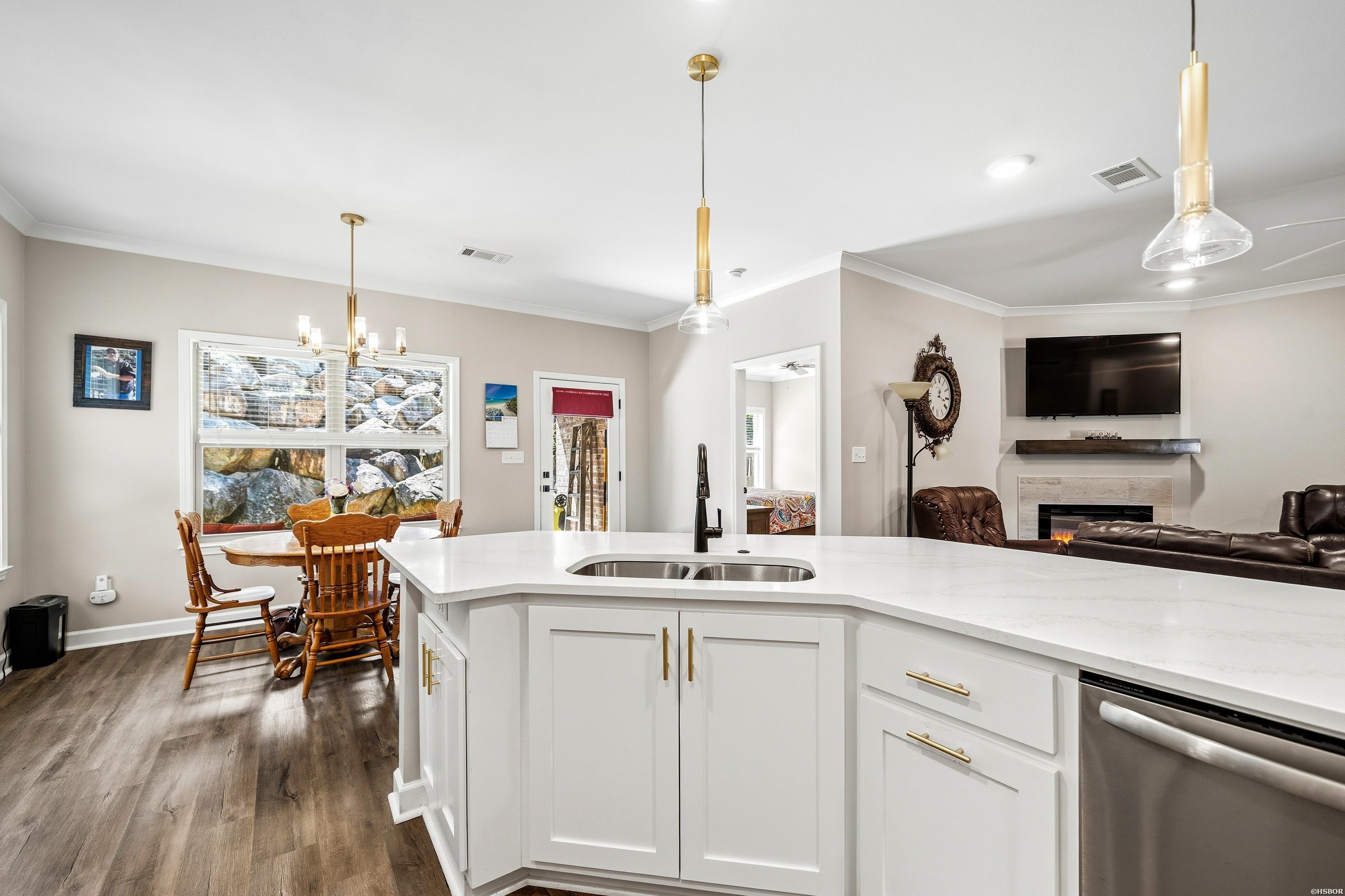 152 Apple Blossom Place Property Photo 14