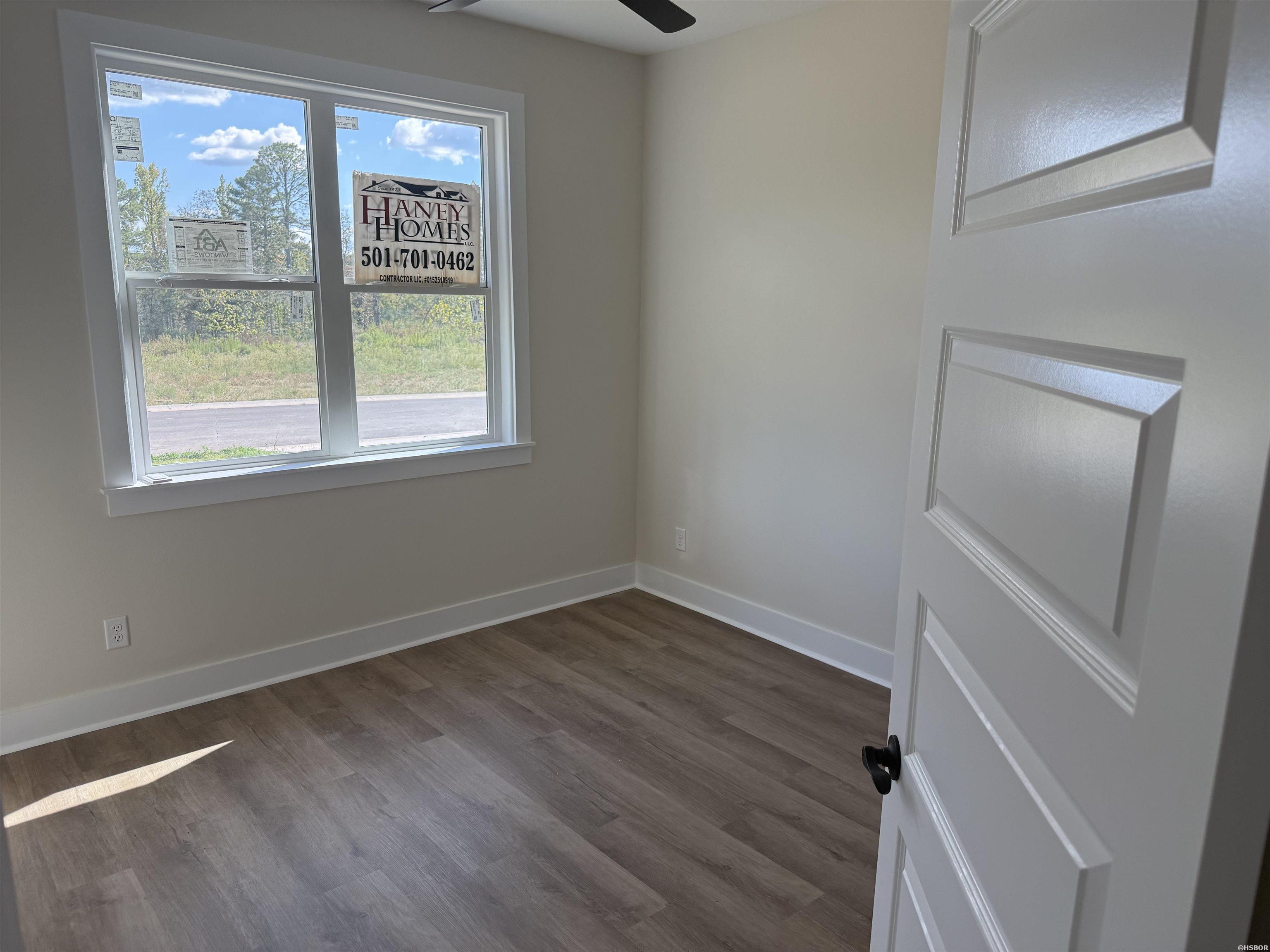 155 Riverstone Loop Property Photo 13