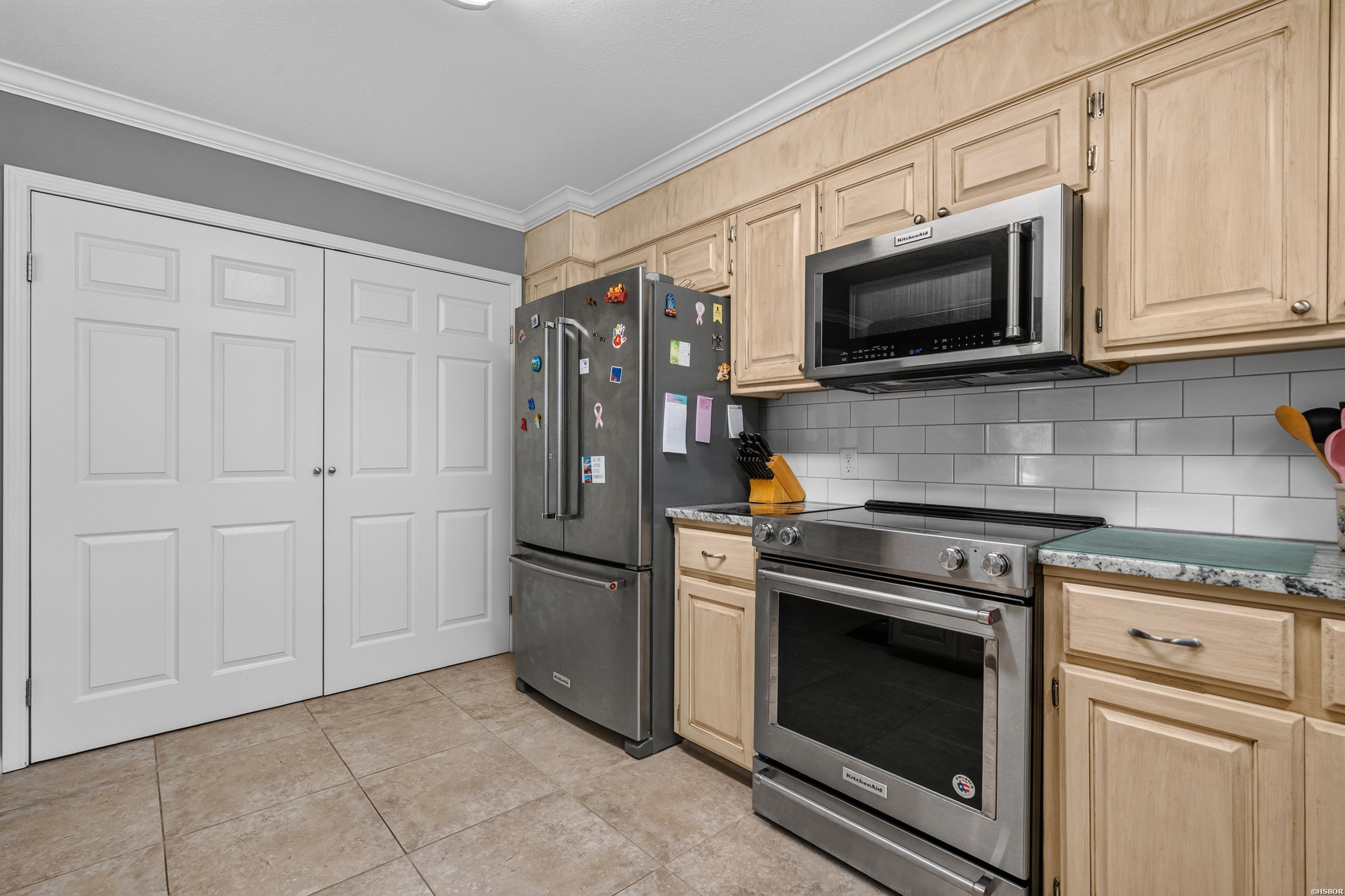 211 Brown Street Property Photo 18