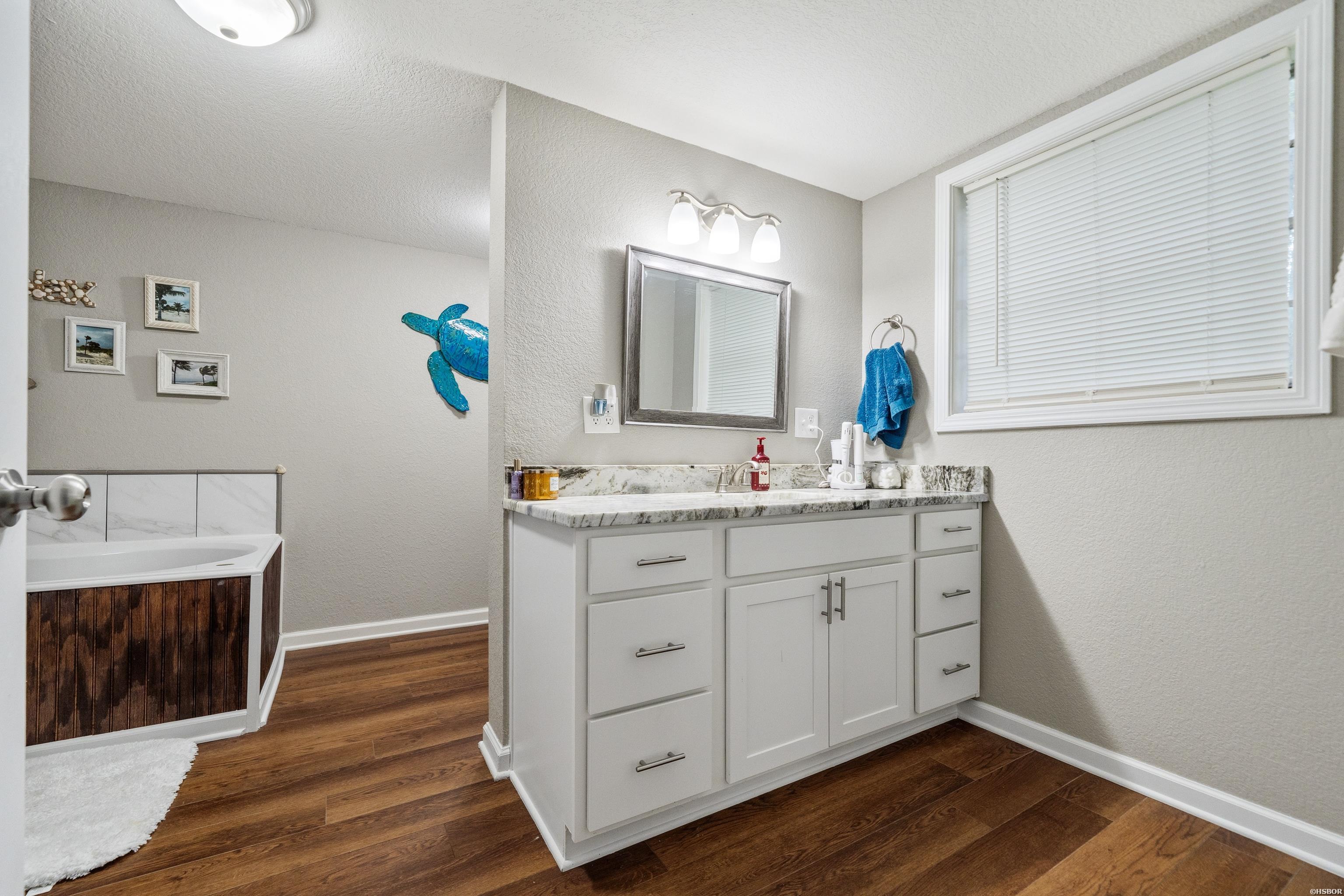 335 Cimmaron Street Property Photo 16