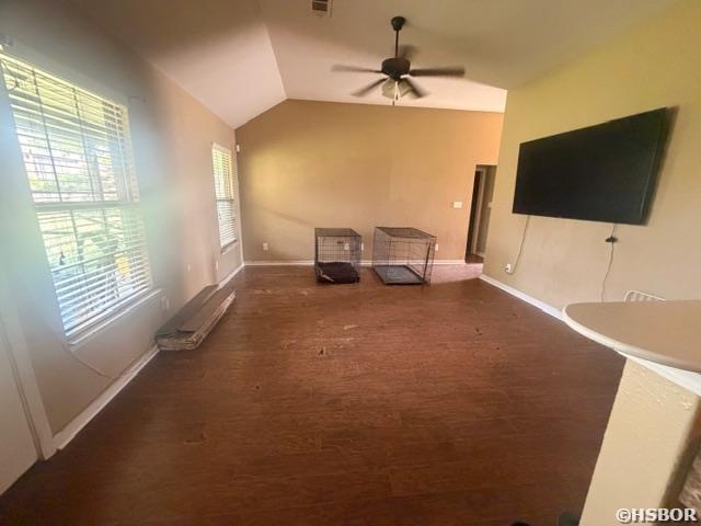 118 Durham Loop Property Photo 3