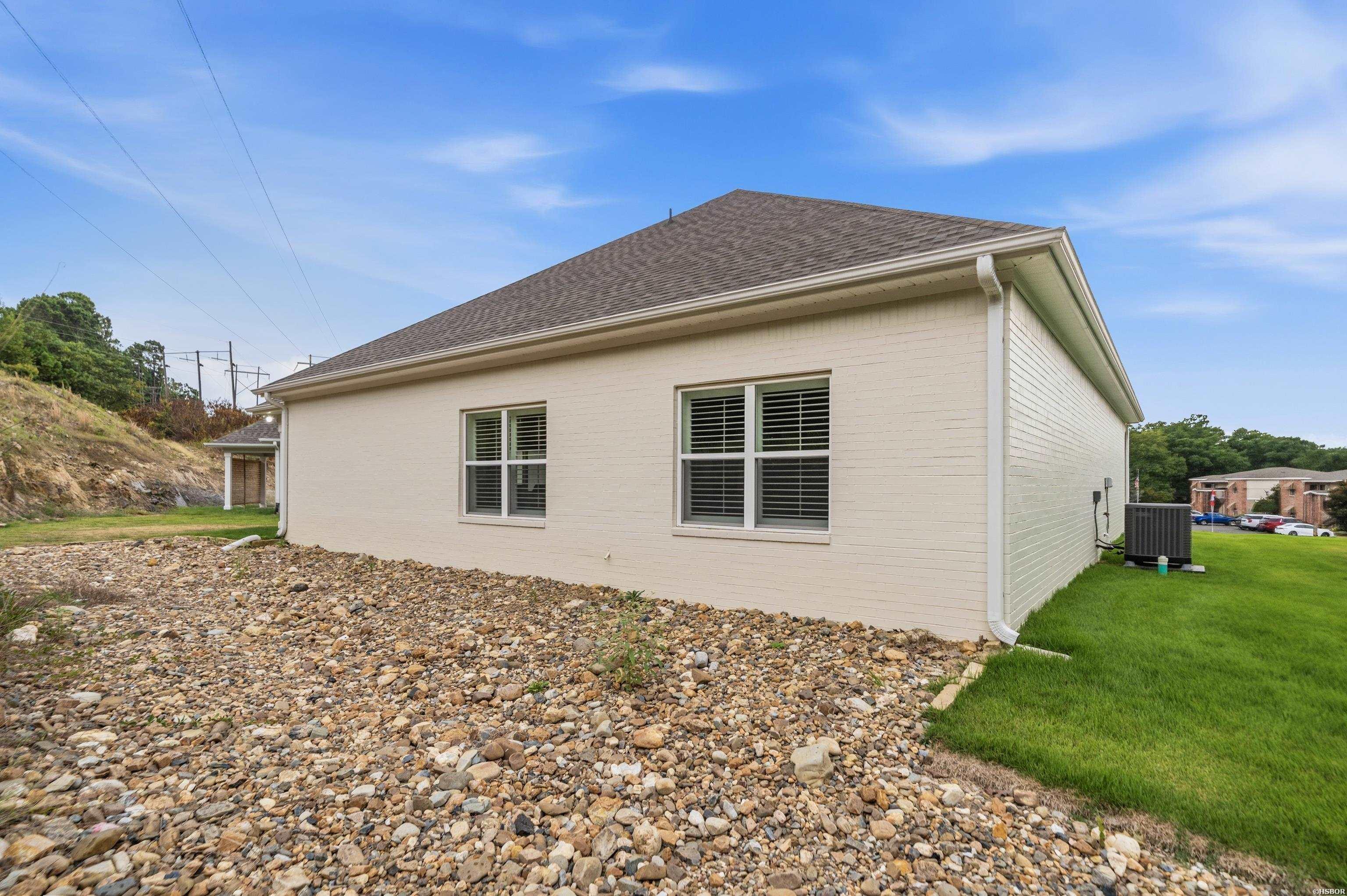 235 Clearwater Cove Property Photo 47