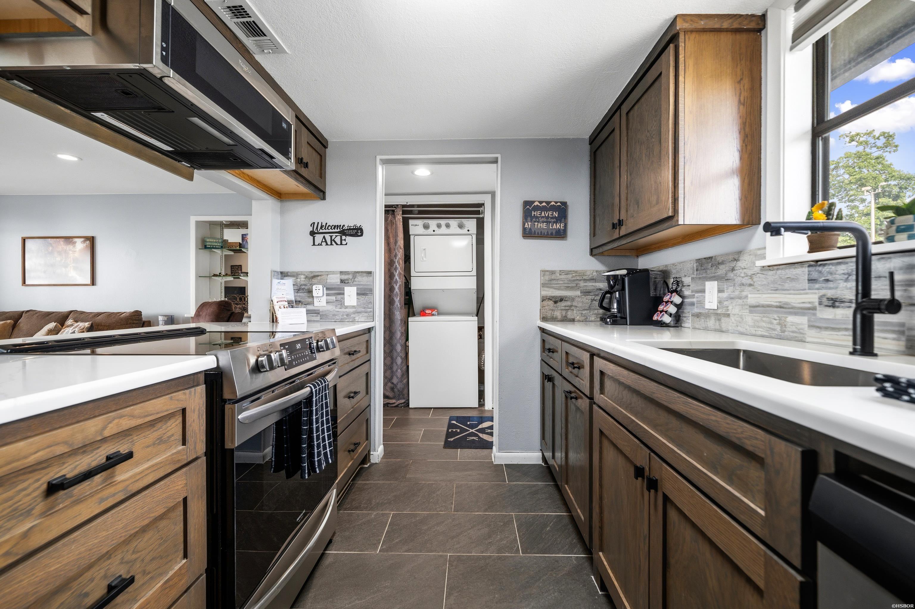 120 Catalina Circle Property Photo 21