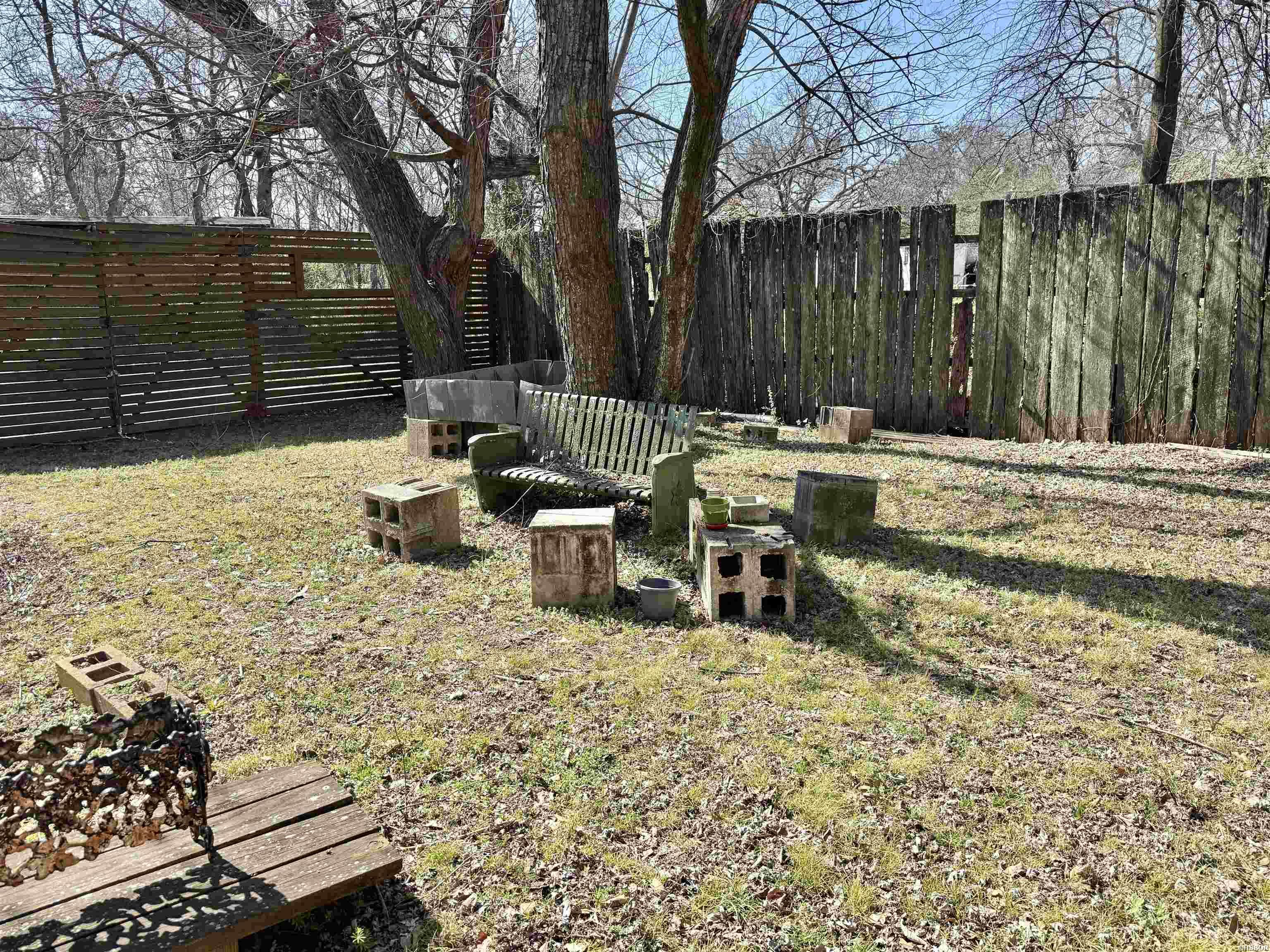 711 Albert Pike Road Property Photo 13