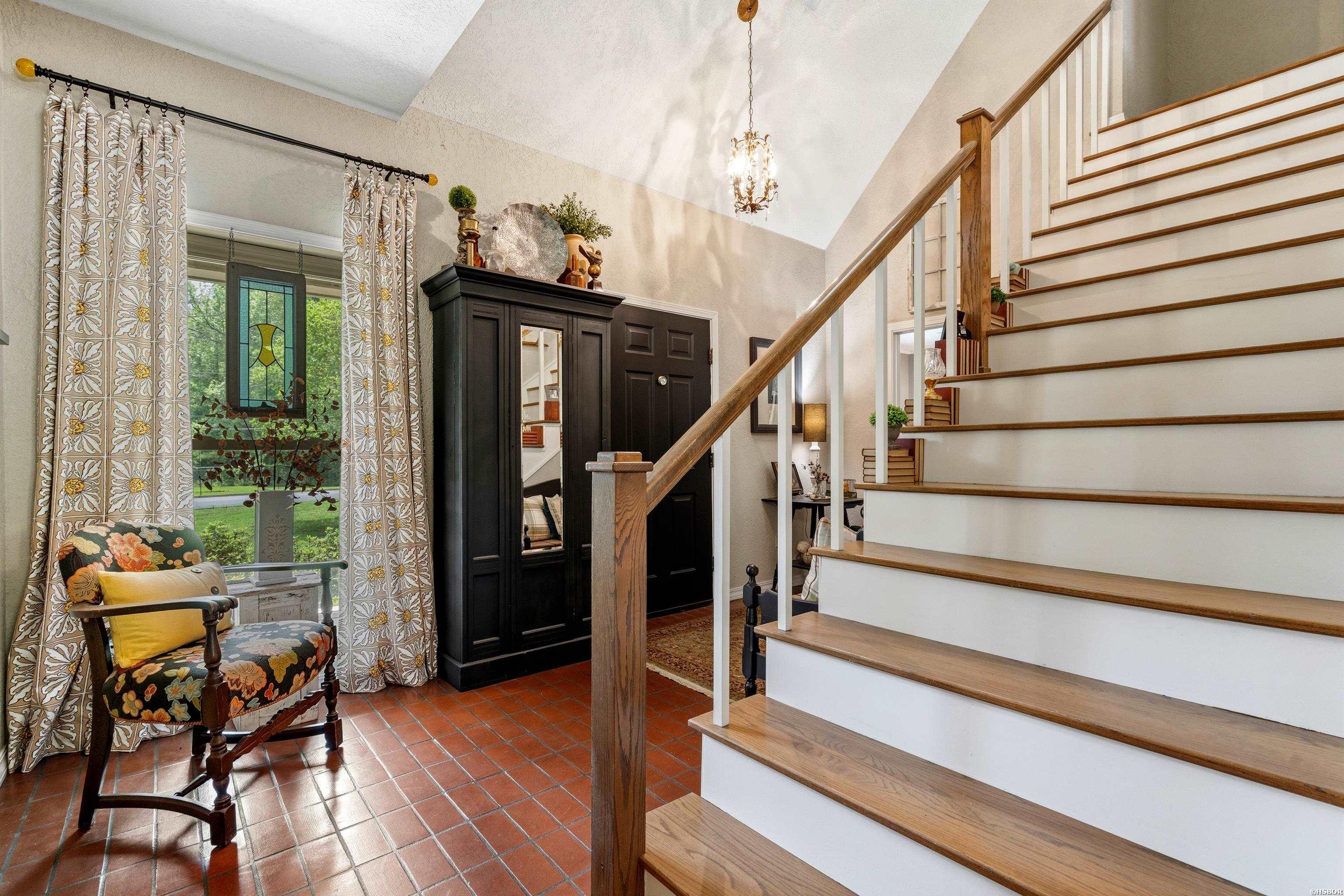 1502 Mill Creek Drive Property Photo 8