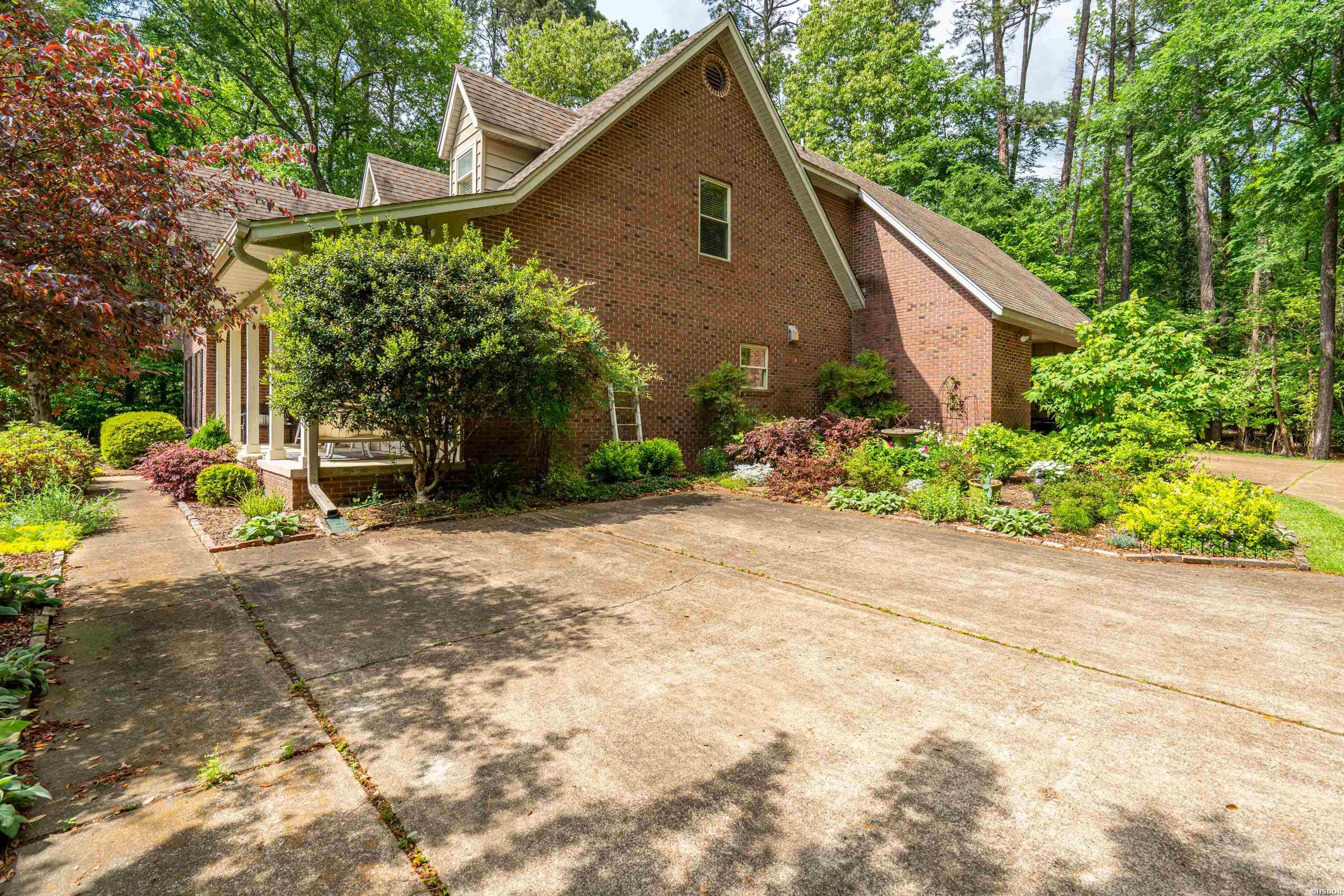 1502 Mill Creek Drive Property Photo 46