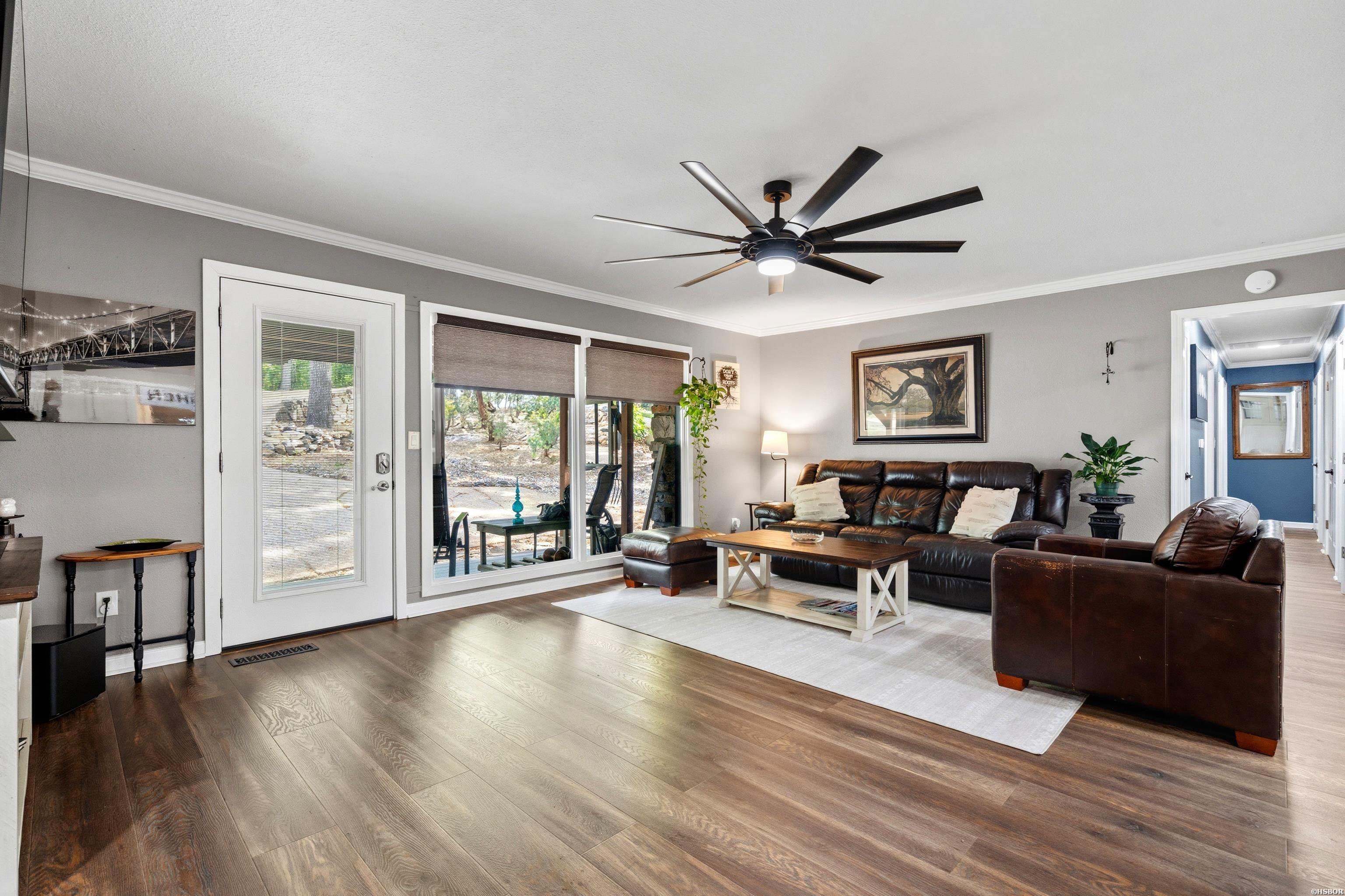 9 Telde Circle Property Photo 6