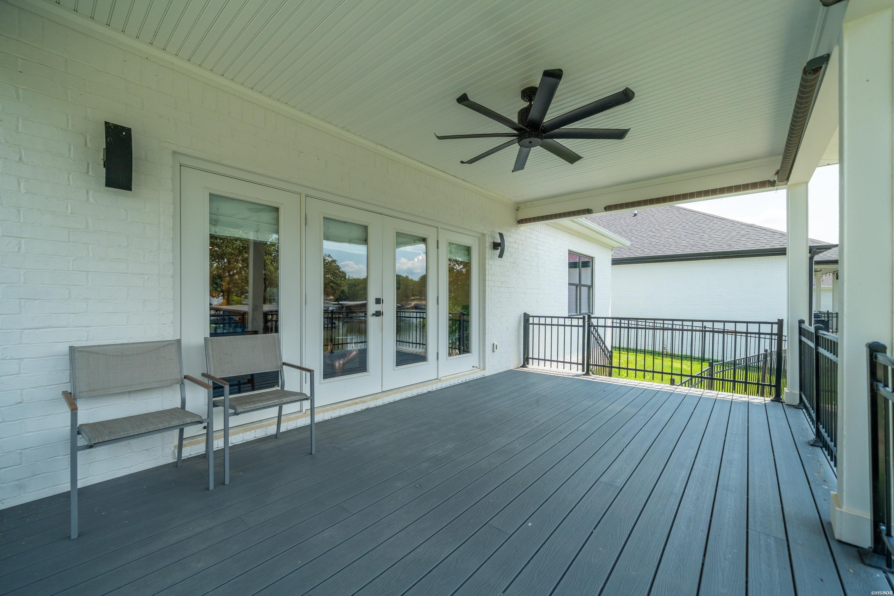 165 Clearwater Cove Property Photo 37