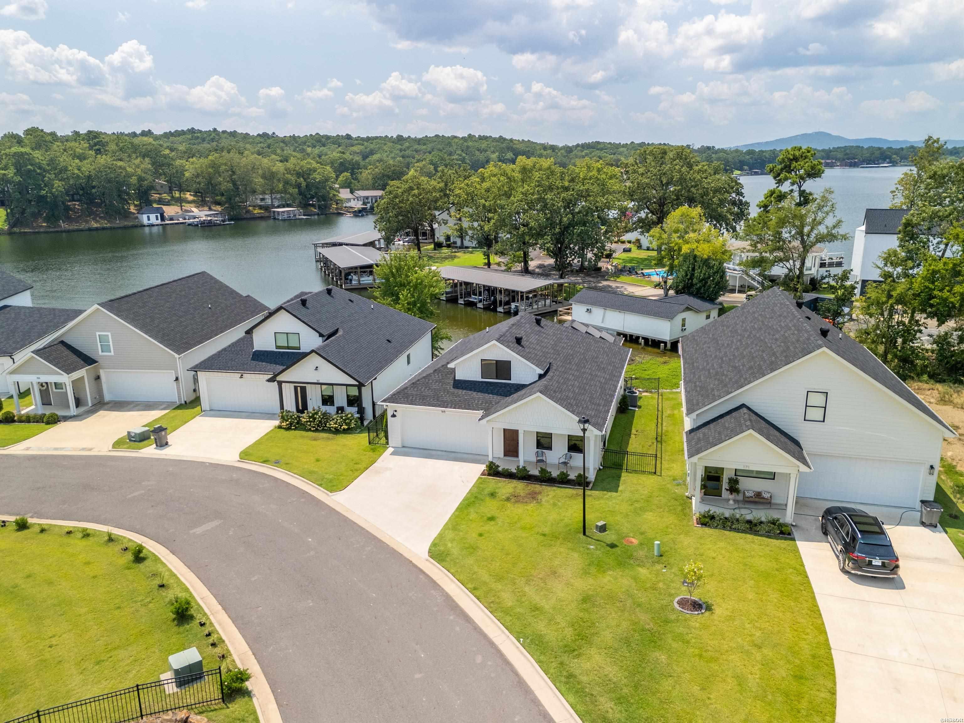 165 Clearwater Cove Property Photo 44