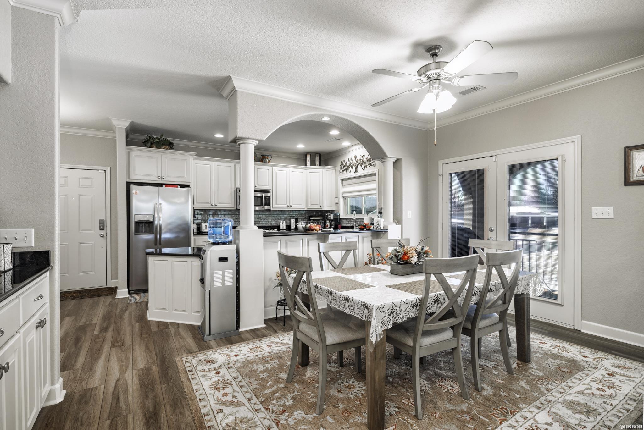518 Amity Property Photo 5