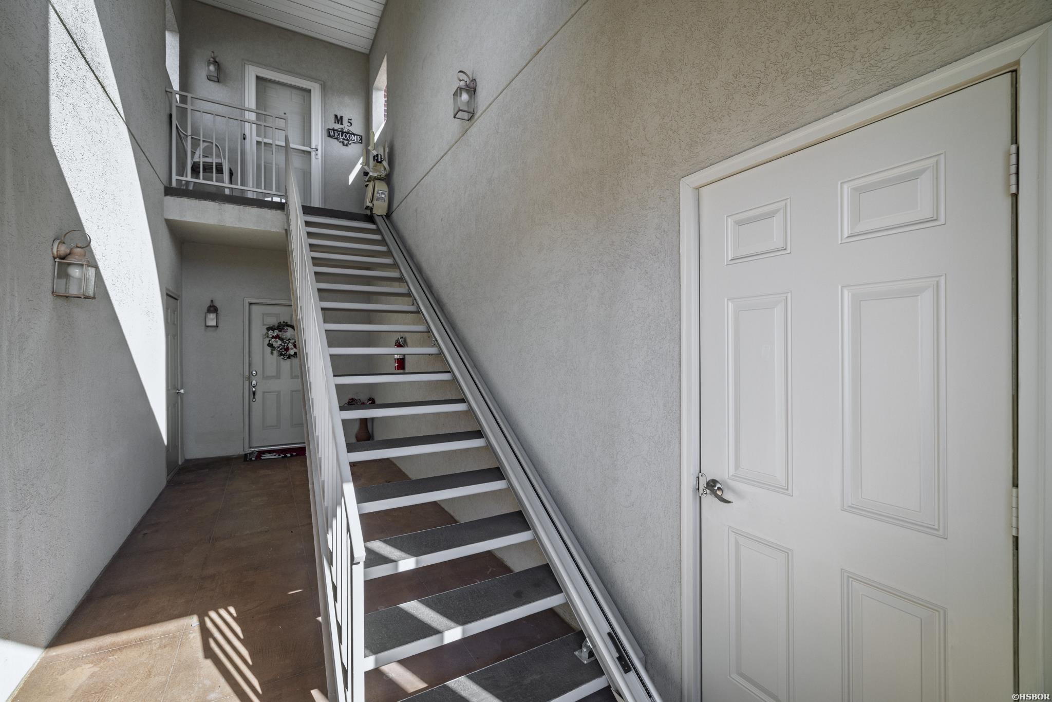 518 Amity Property Photo 6