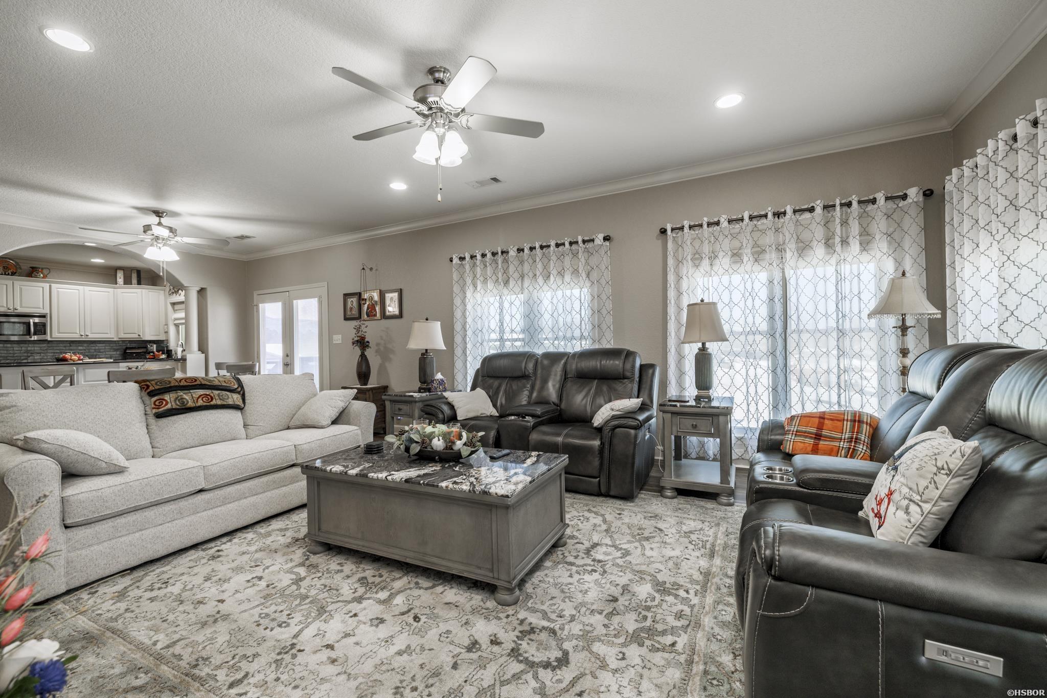 518 Amity Property Photo 12