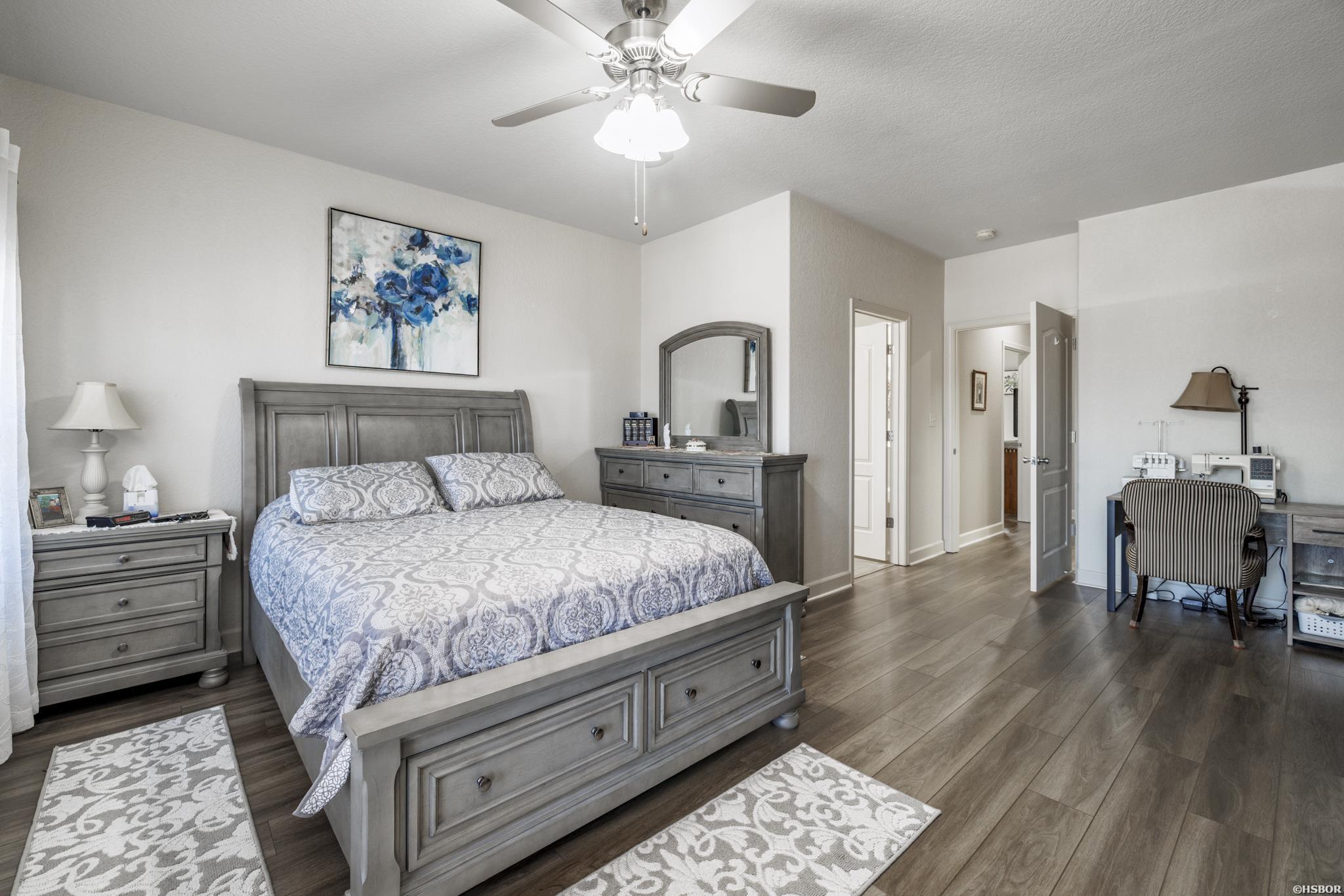 518 Amity Property Photo 16