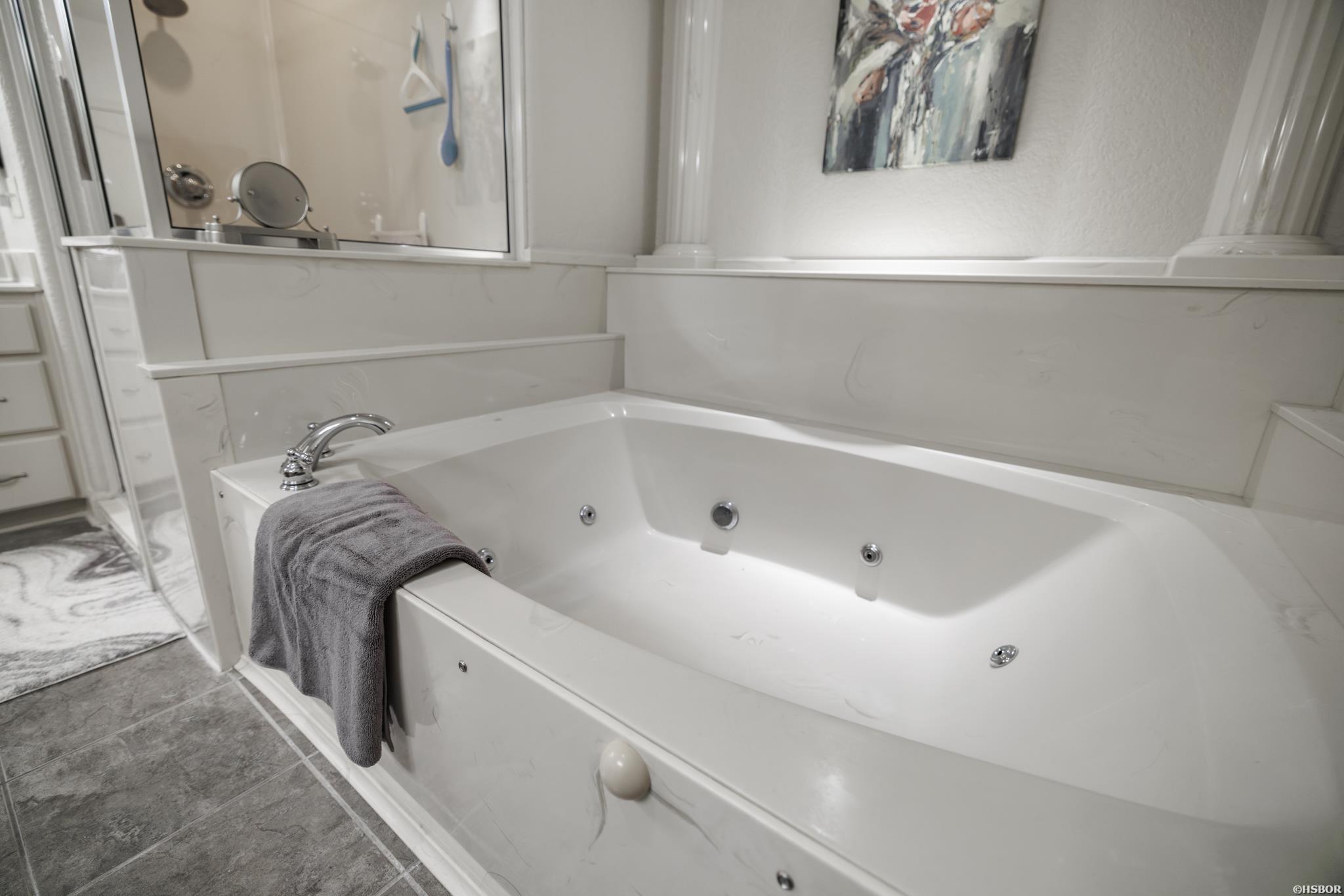 518 Amity Property Photo 22