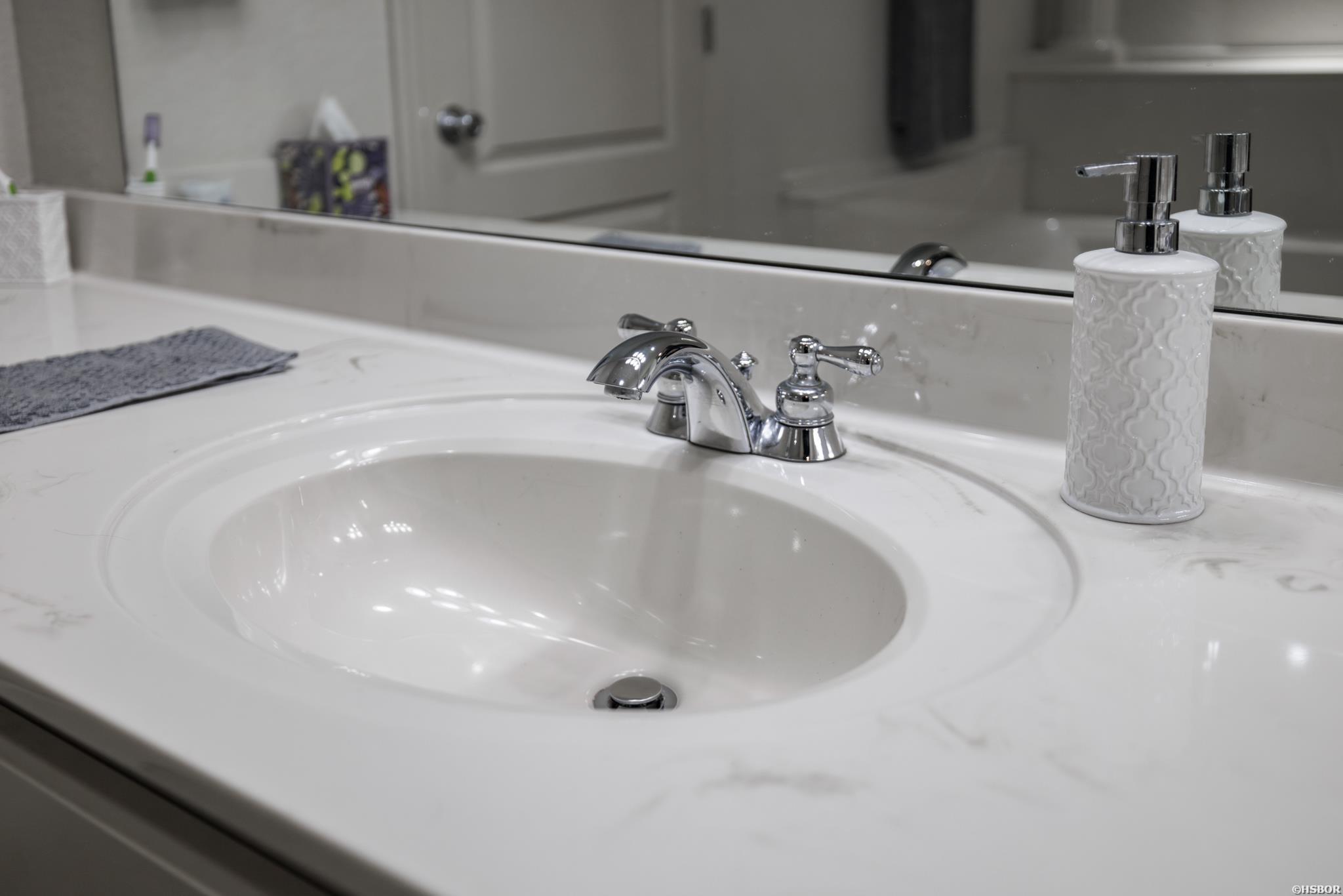 518 Amity Property Photo 23