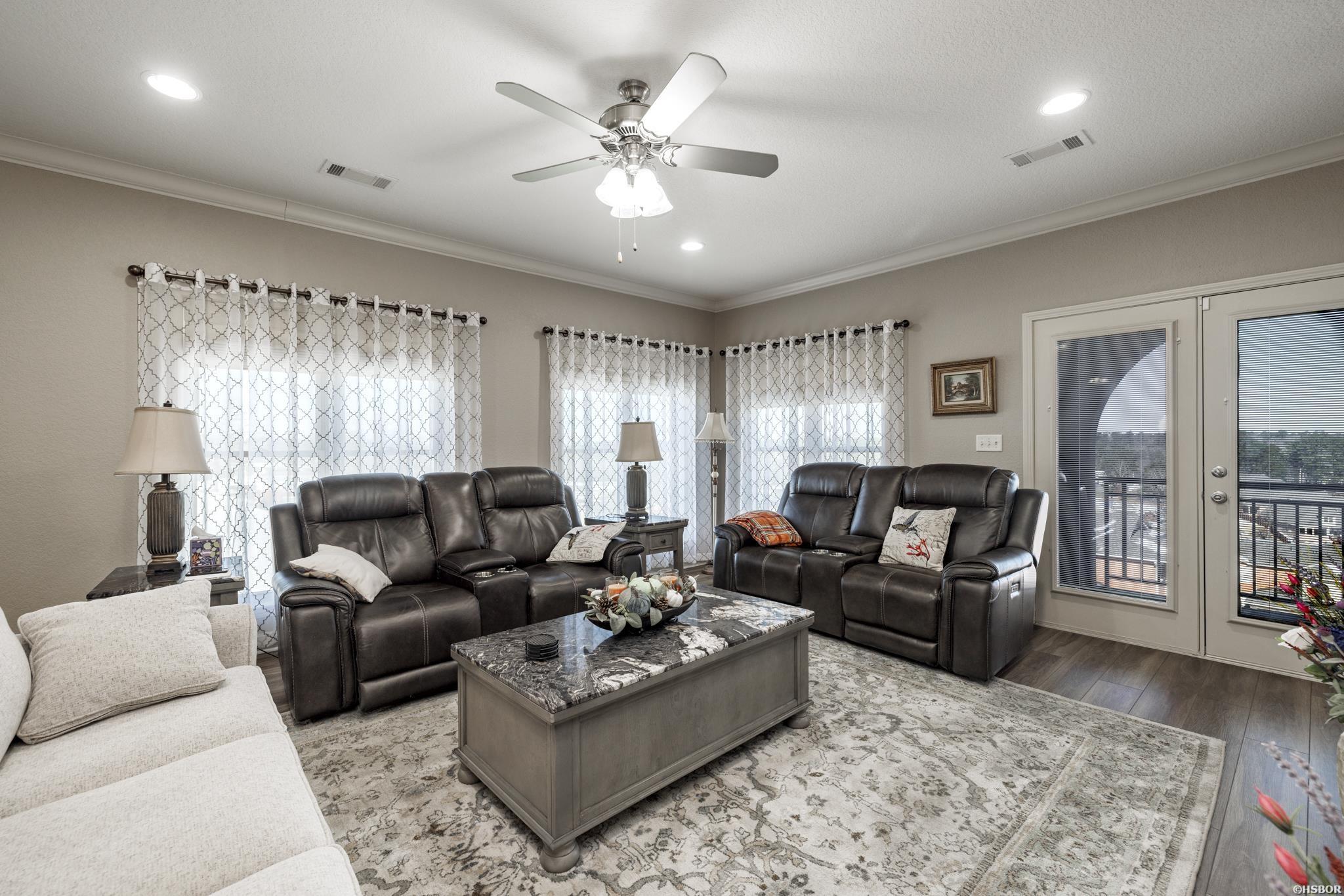 518 Amity Property Photo 36