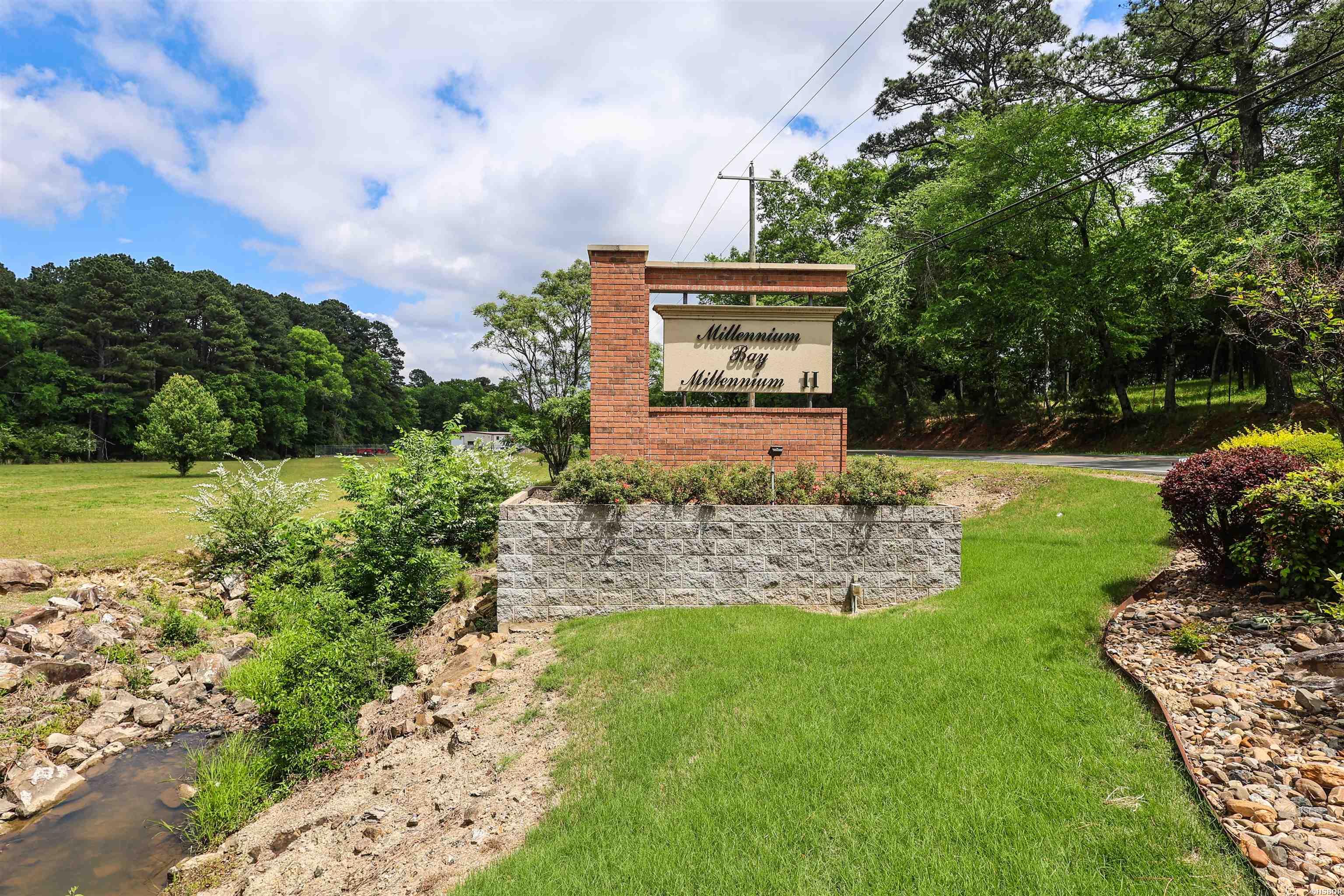 518 Amity Road Property Photo 3