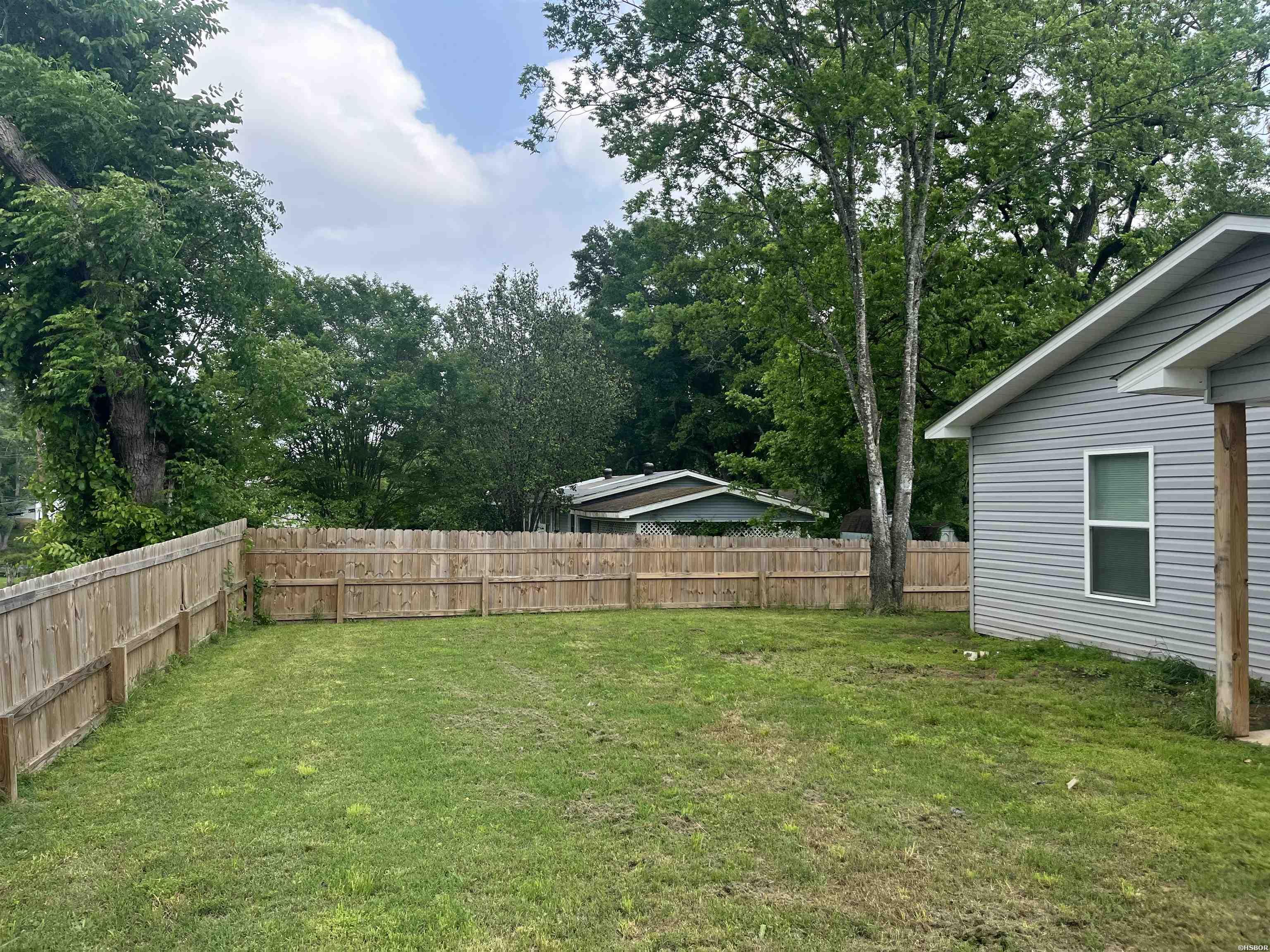 1733 Caddo Street Property Photo 18