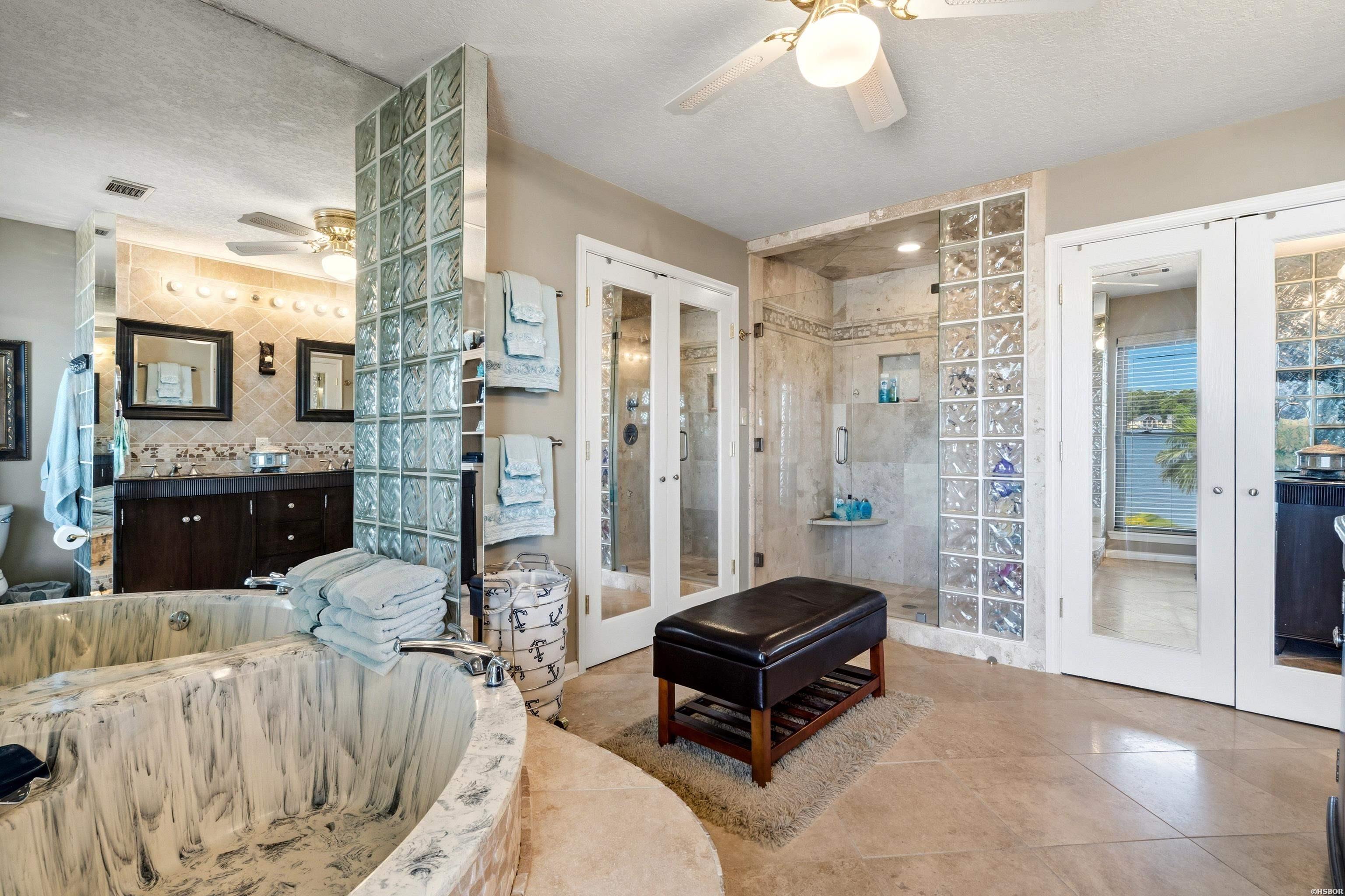 106 Farr Shores Bay Property Photo 25