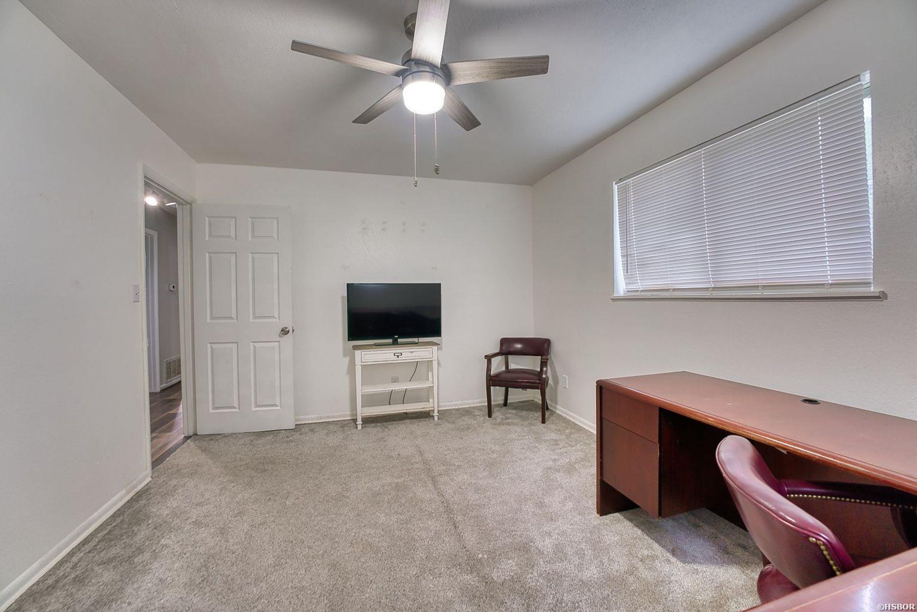 2702 Malvern Avenue Property Photo 23