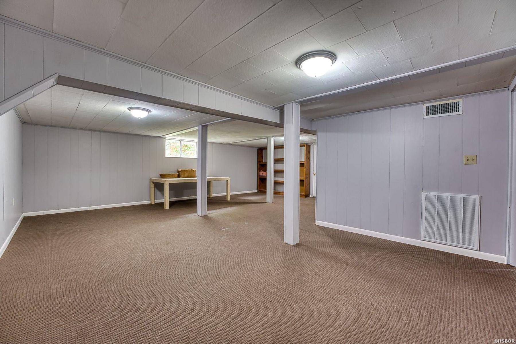 2702 Malvern Avenue Property Photo 30