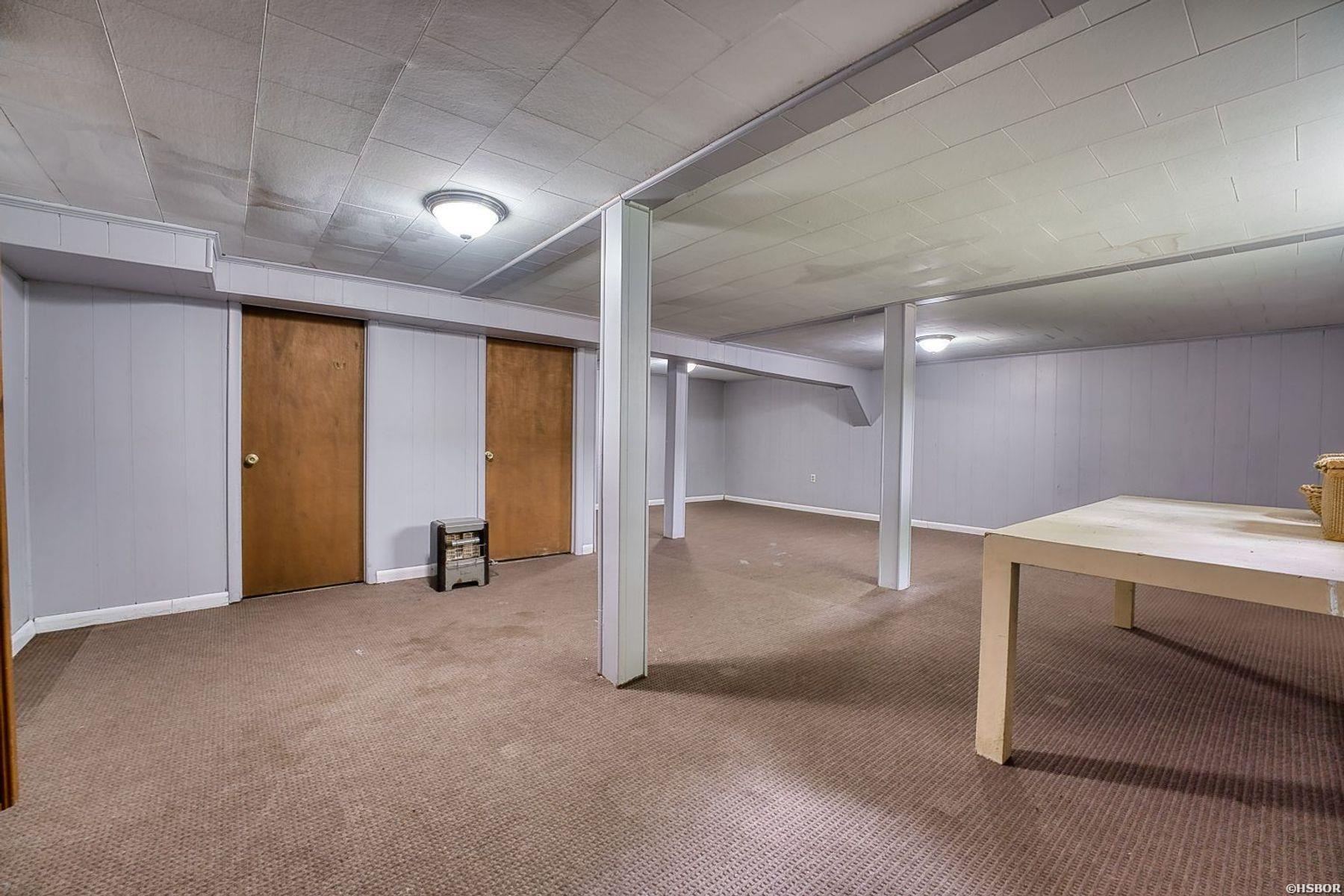 2702 Malvern Avenue Property Photo 33