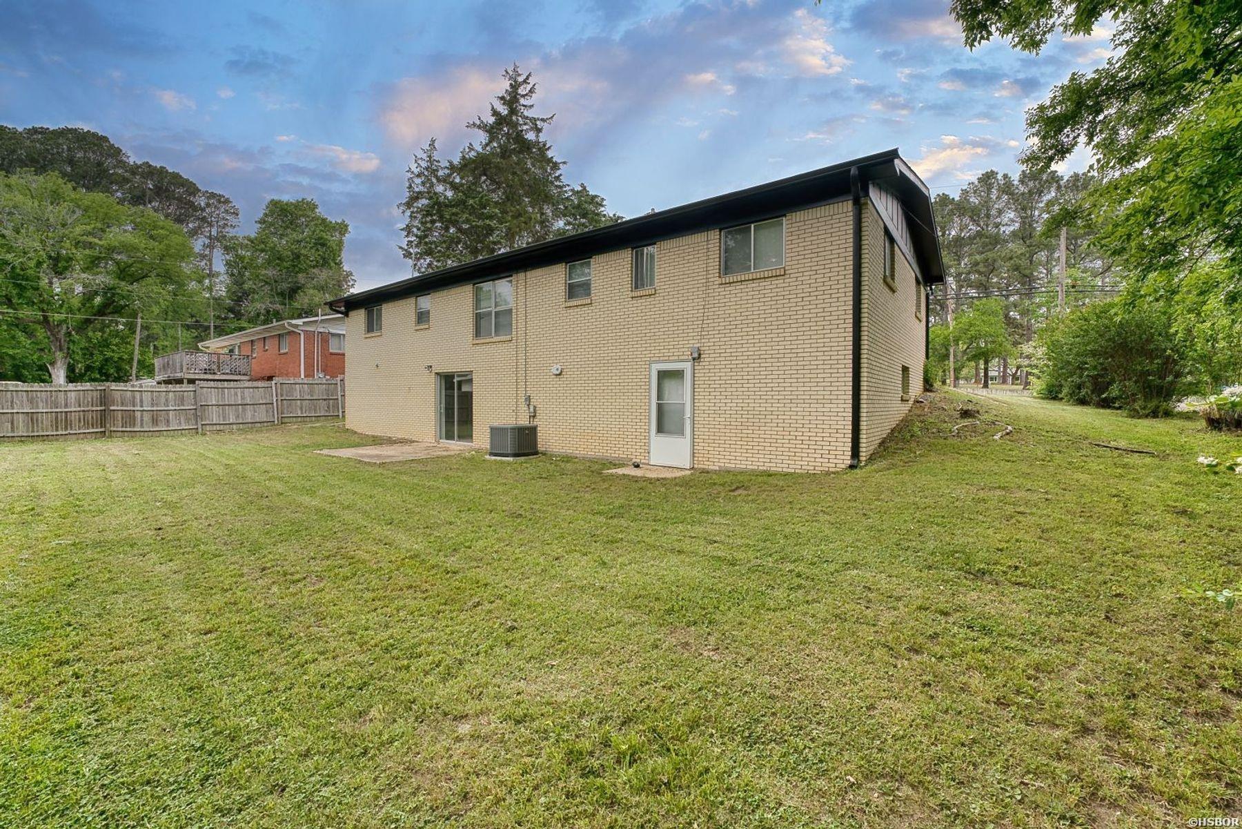 2702 Malvern Avenue Property Photo 36