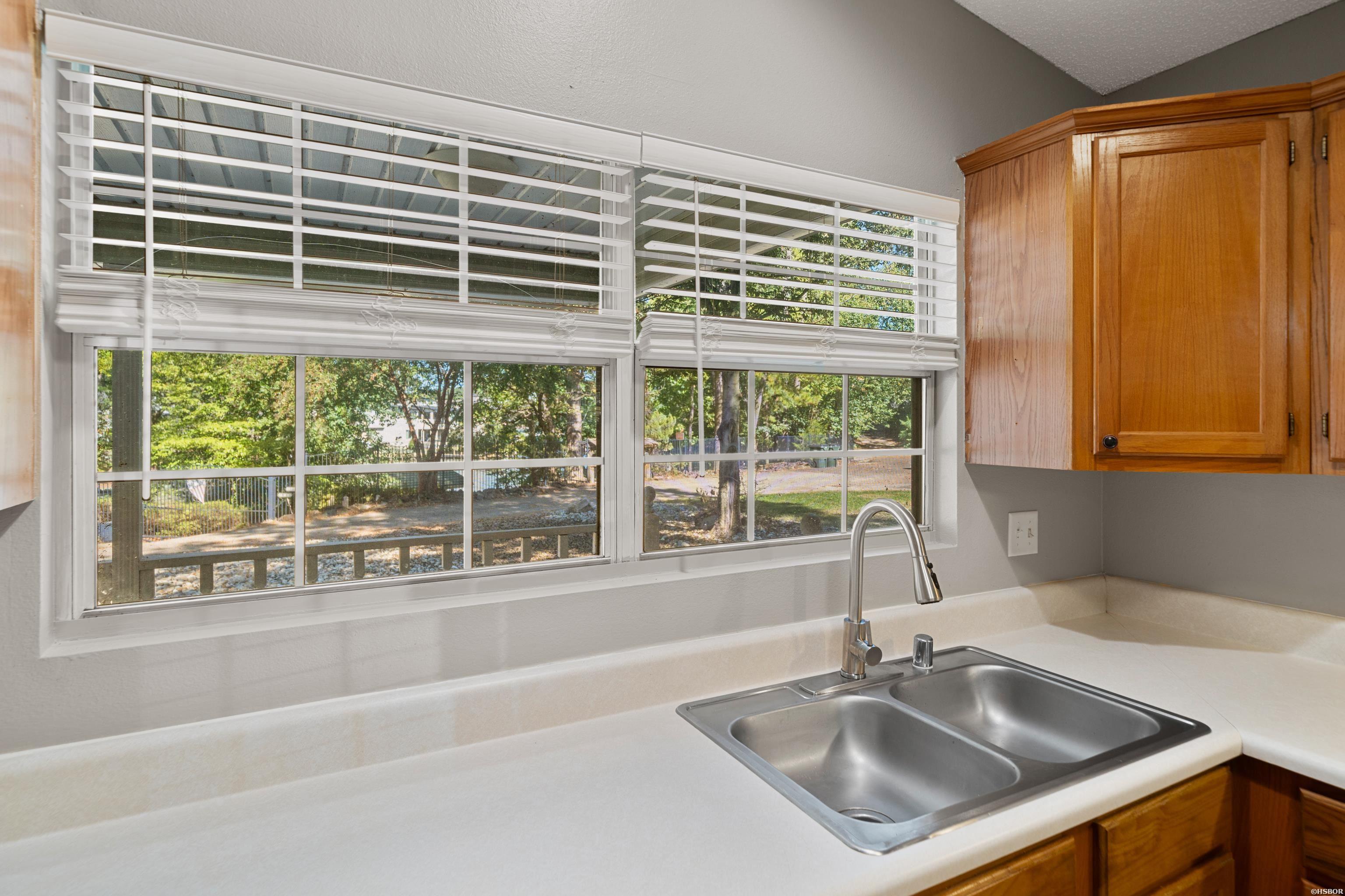 207 Kleinshore Road Property Photo 25