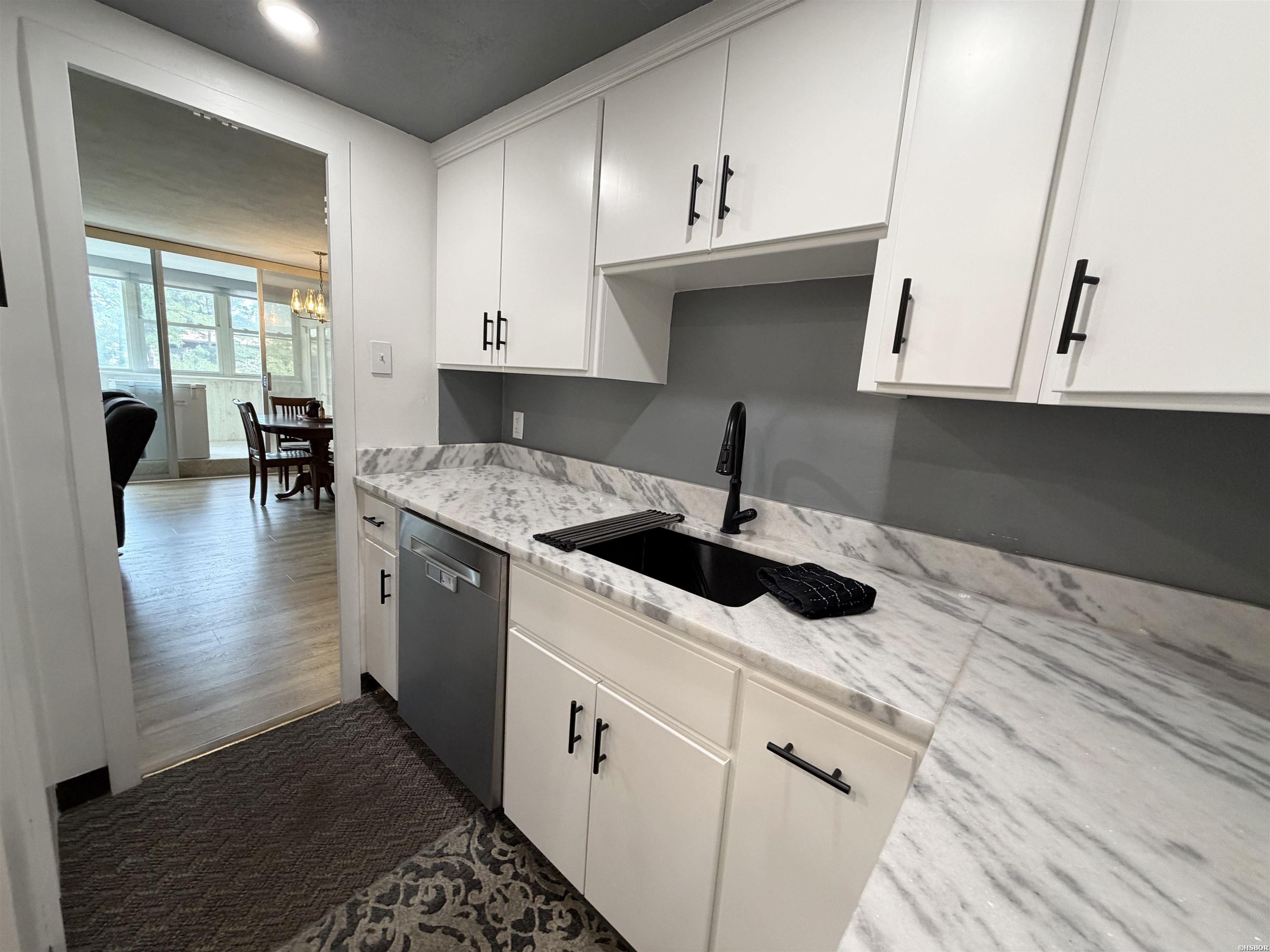 740 Weston Road Property Photo 17