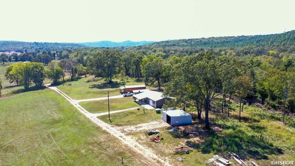 684 Old Waters Hwy Property Photo 2