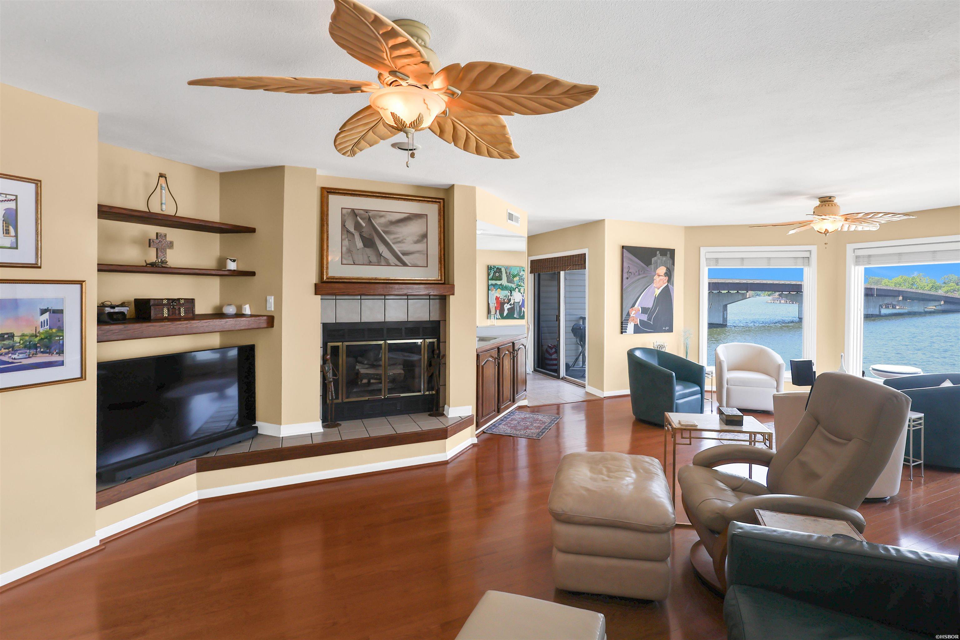 101 Long Island Drive Property Photo 7
