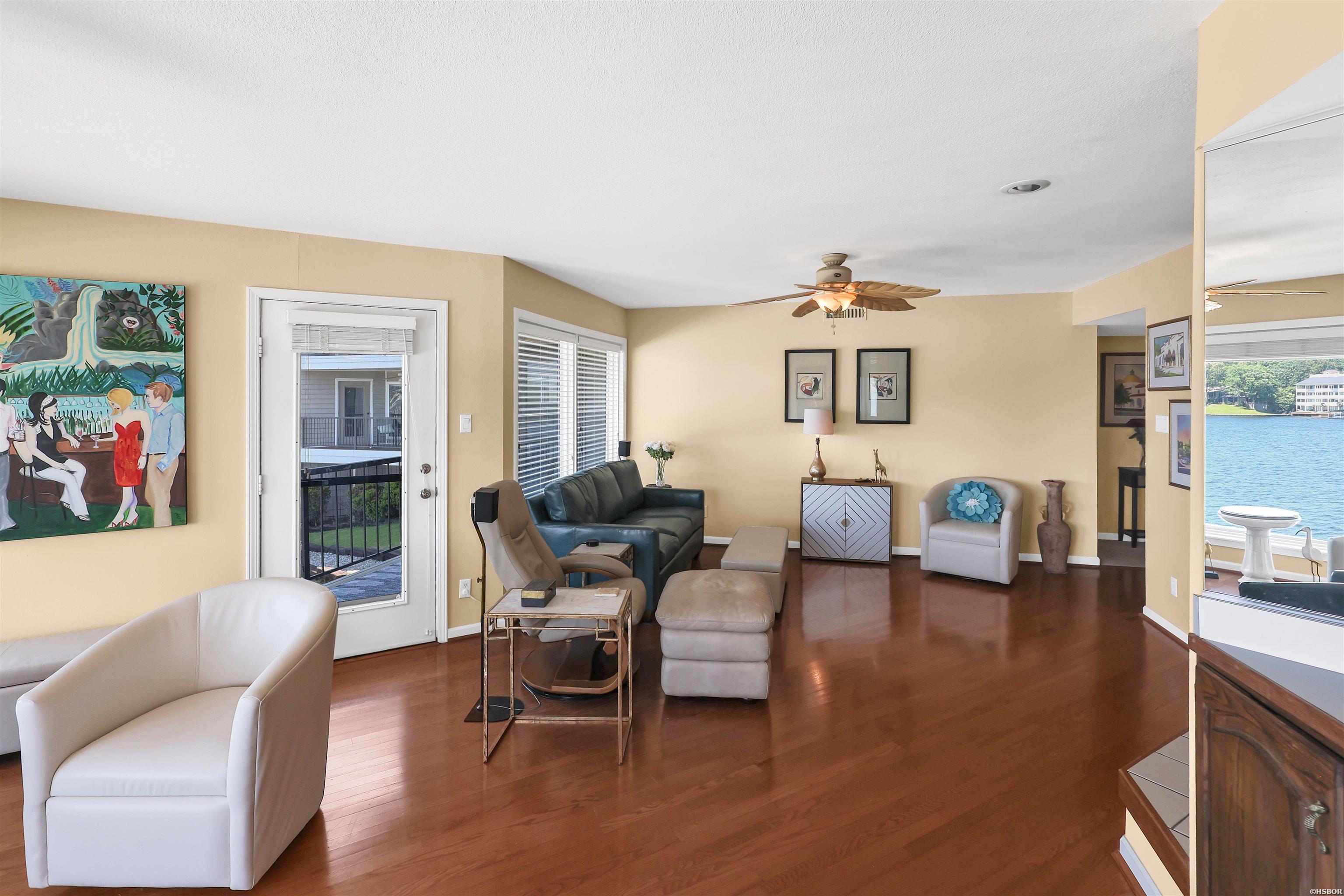 101 Long Island Drive Property Photo 8
