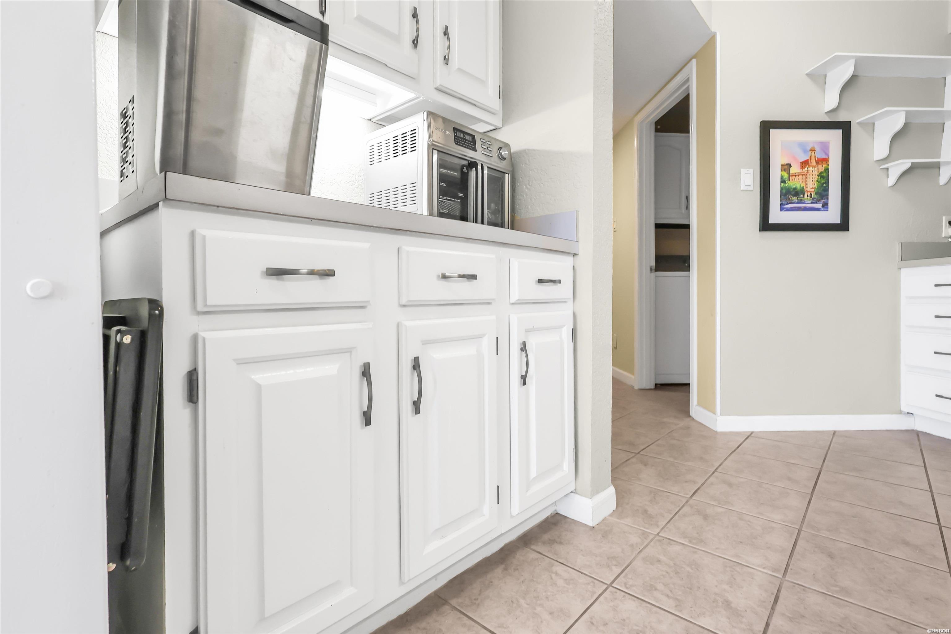 101 Long Island Drive Property Photo 15