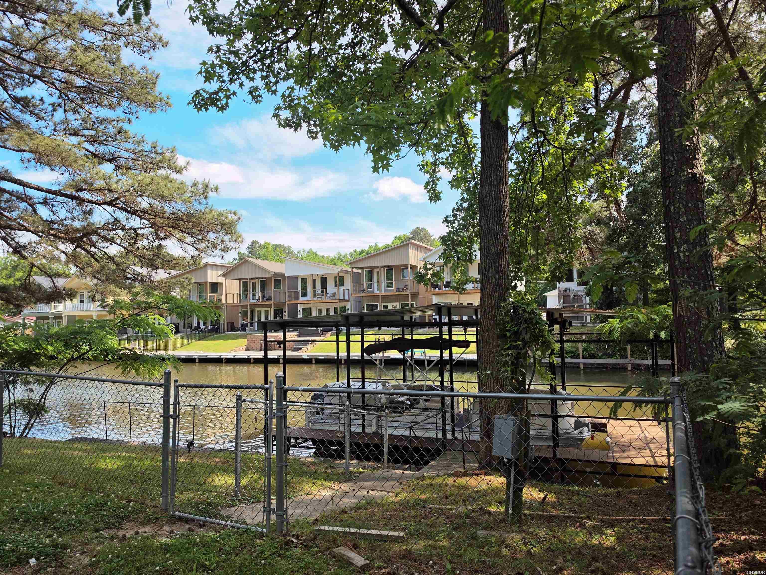150 Lakeaire Terrace Property Photo 14