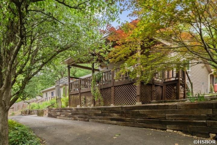 382 Music Mountain Road Property Photo 3