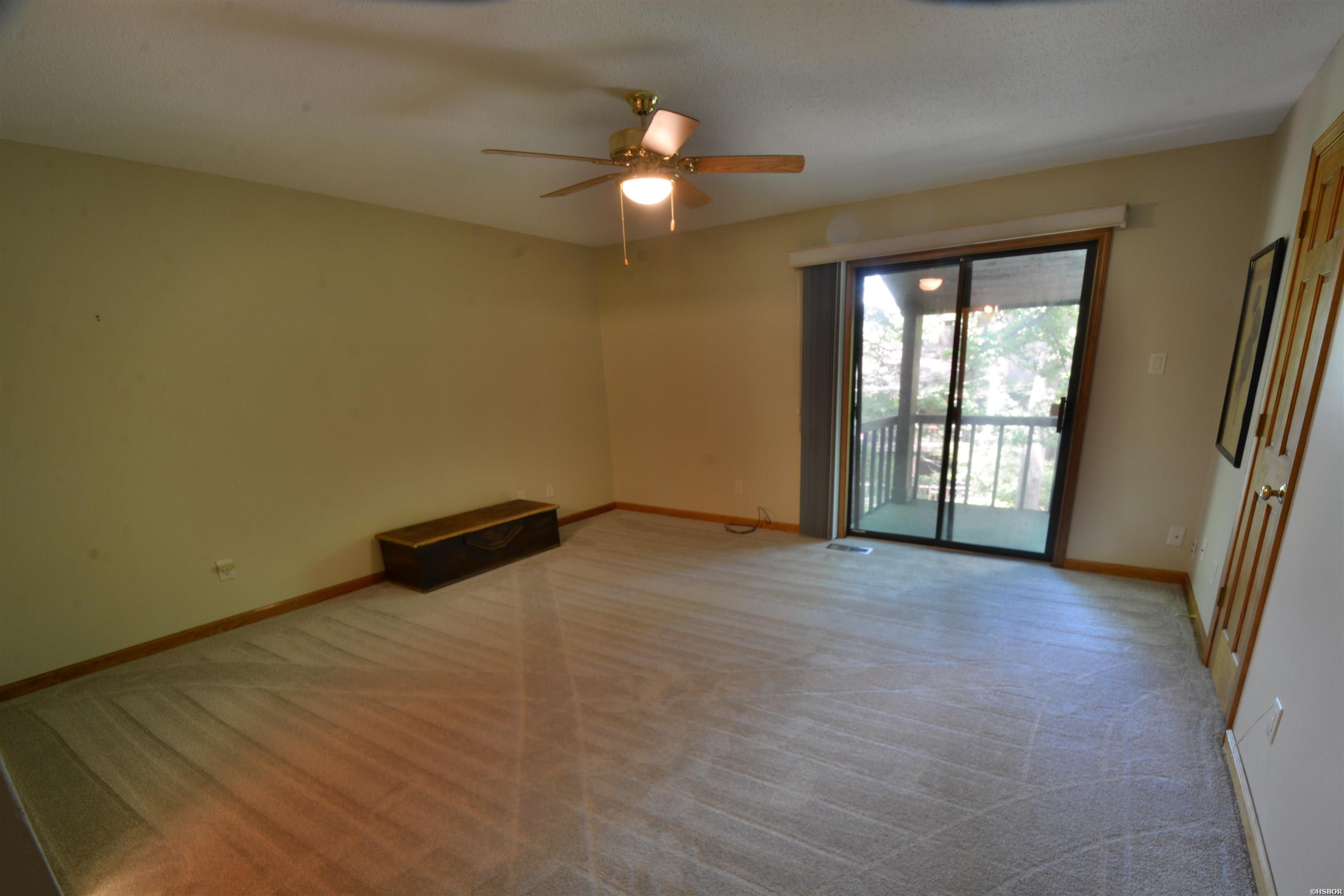 2315 Lakeshore Property Photo 15