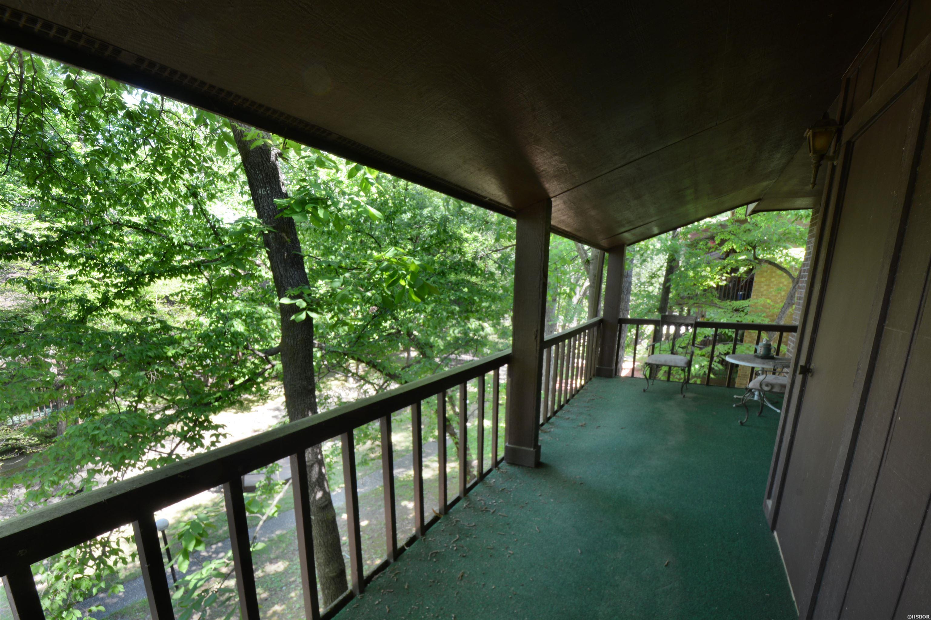 2315 Lakeshore Property Photo 18