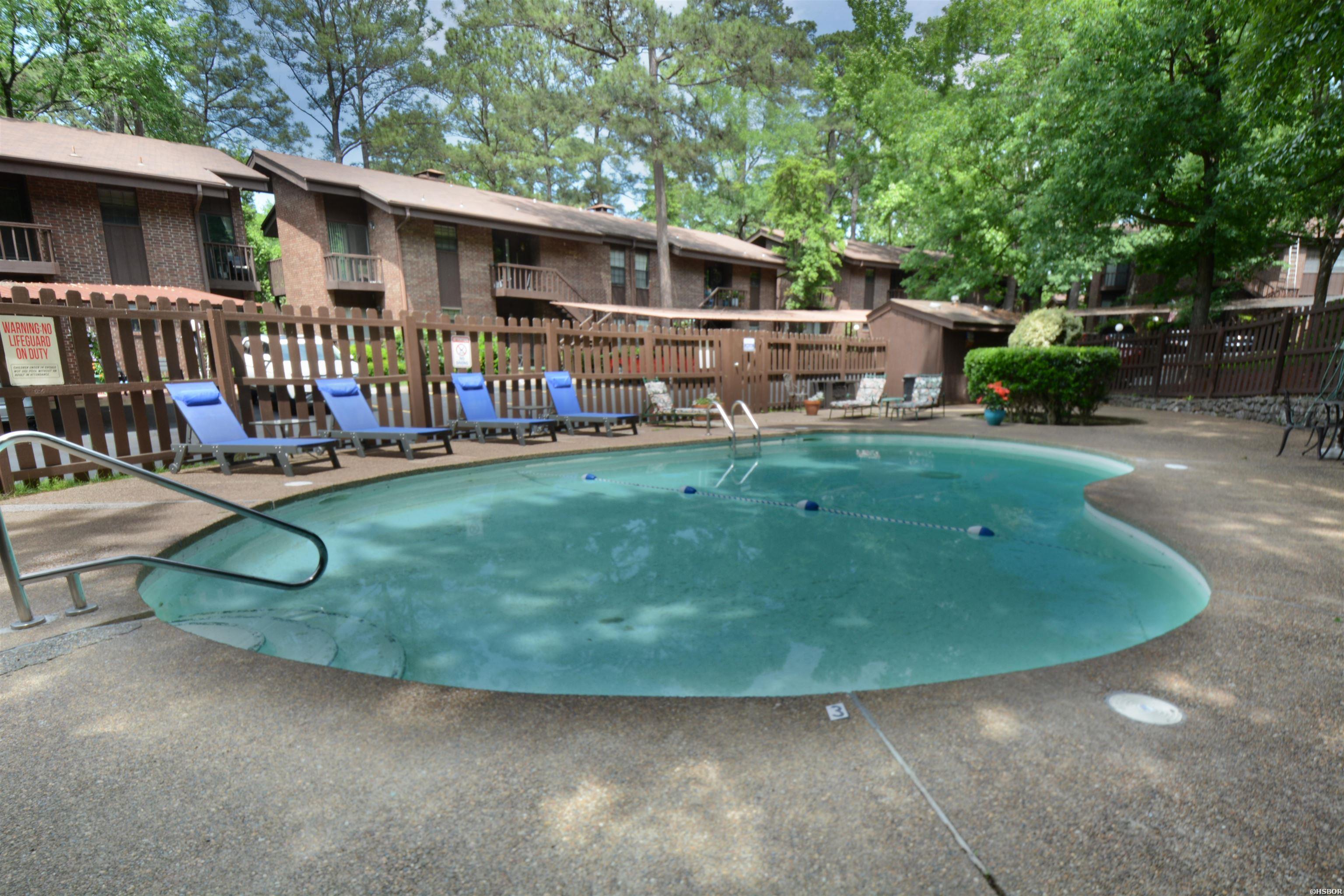 2315 Lakeshore Property Photo 24