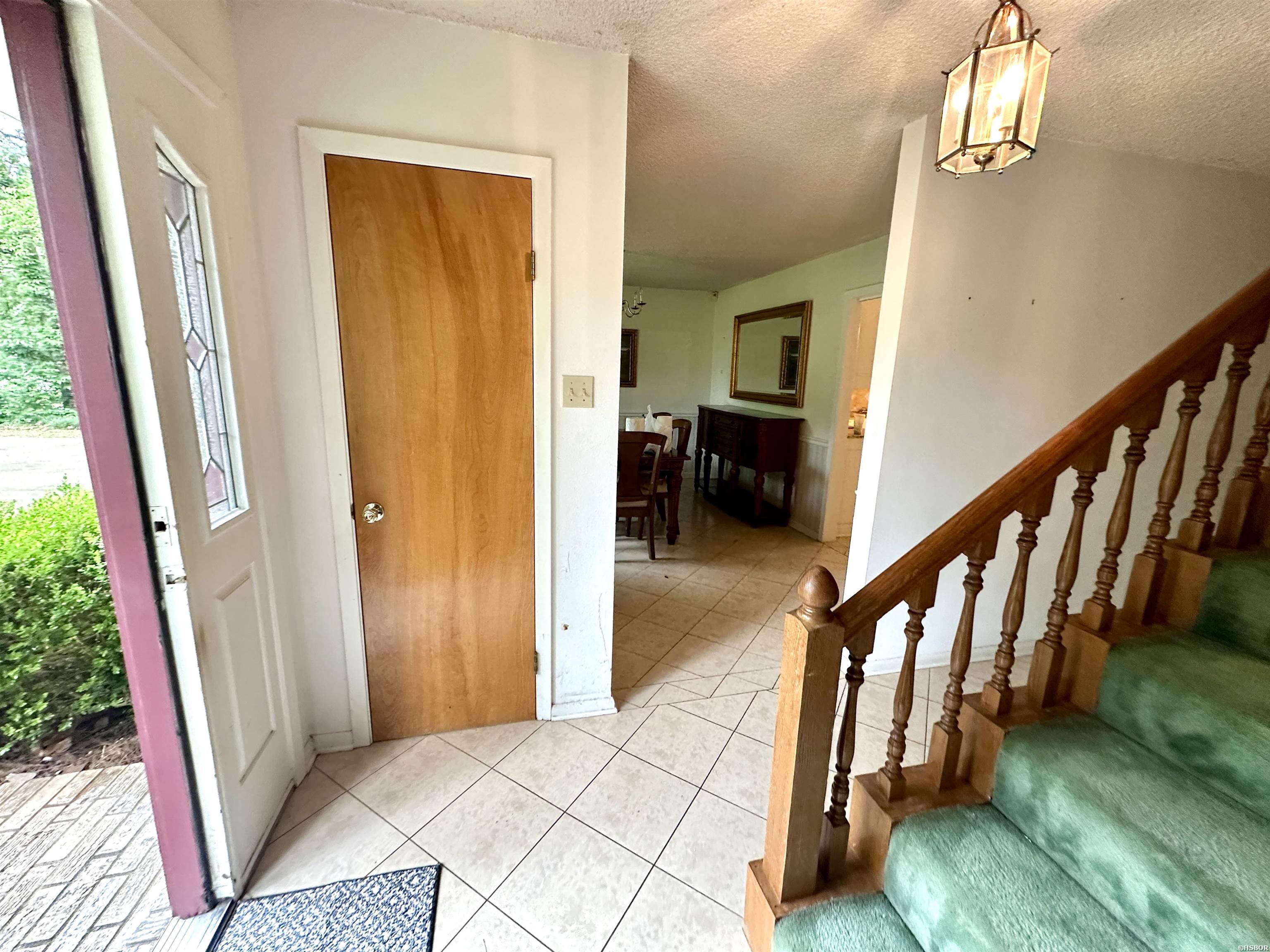 1808 Royal Oaks Drive Property Photo 6