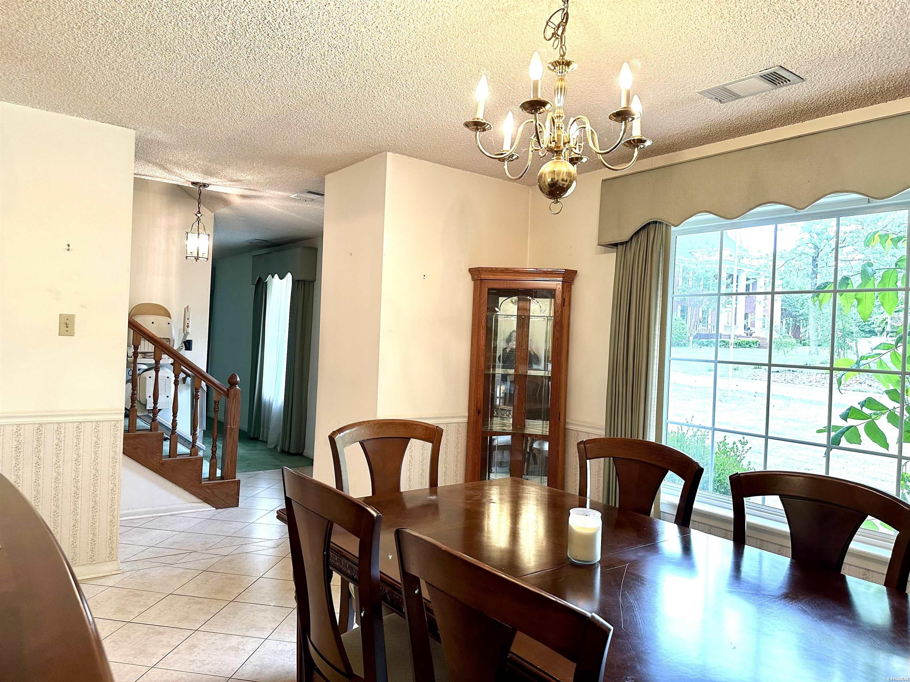1808 Royal Oaks Drive Property Photo 8