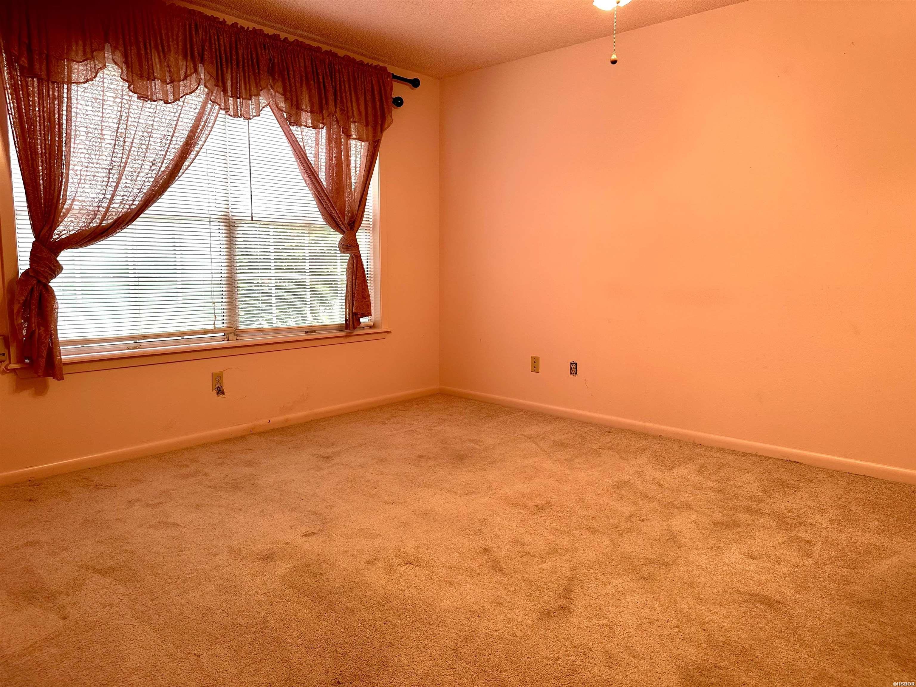 1808 Royal Oaks Drive Property Photo 23