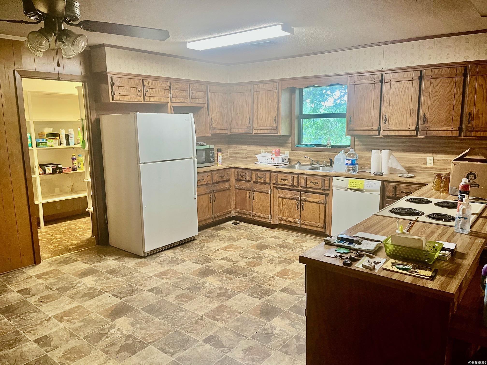 371 Highway 128 Property Photo 41
