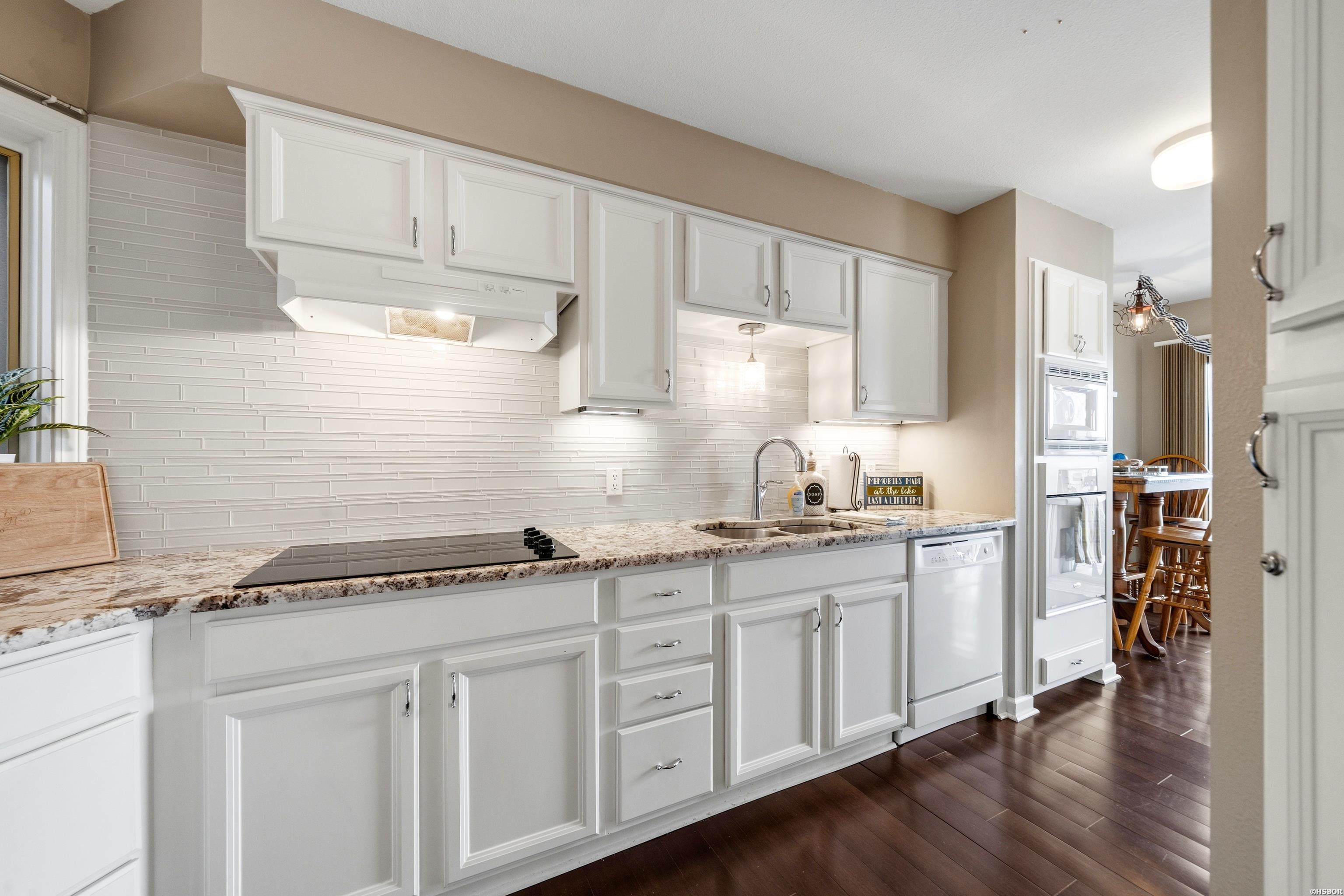 101 Long Island Drive Property Photo 16