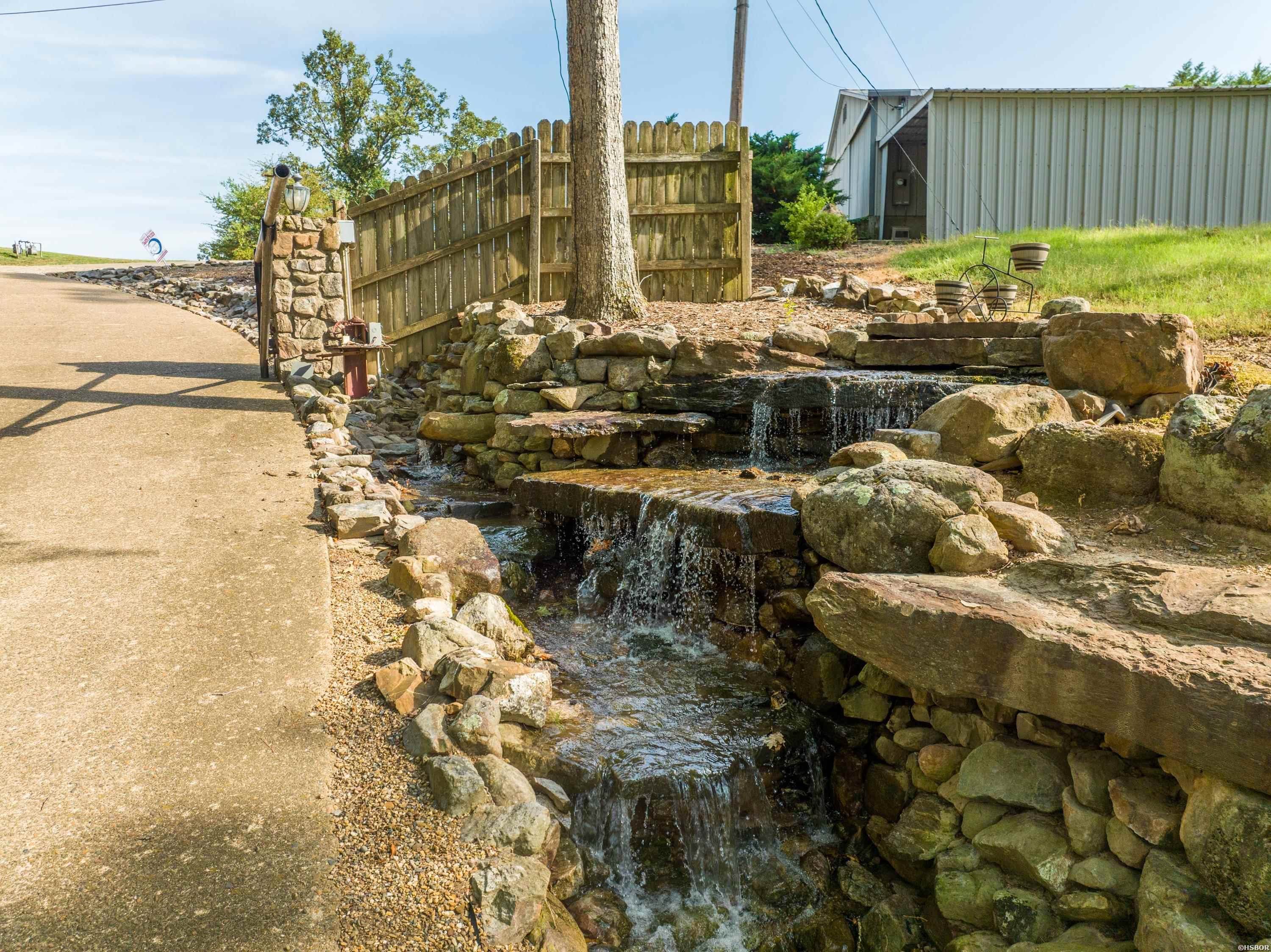 300 Pinehill Property Photo 14