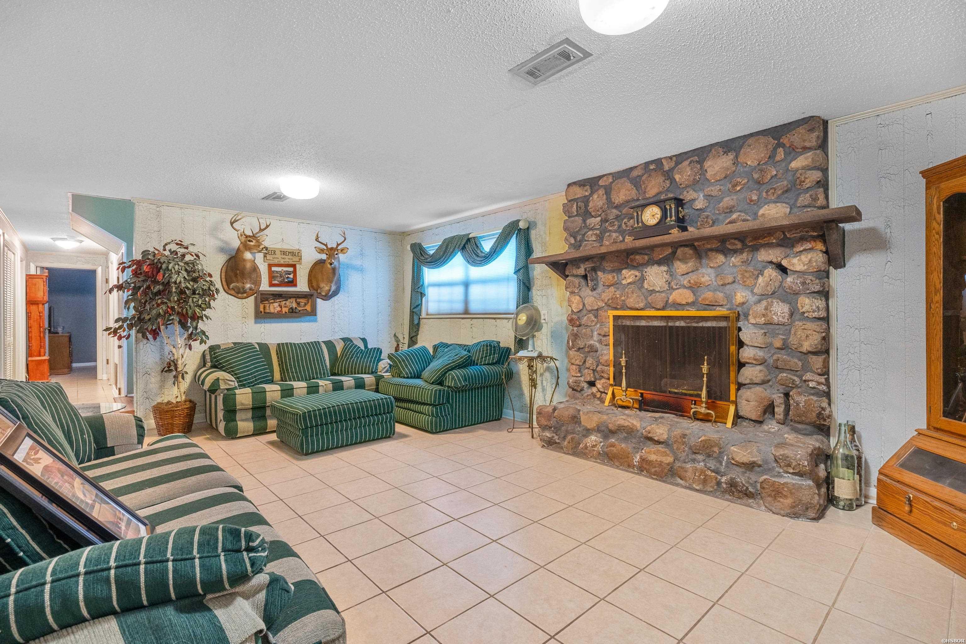 115 Village Road Property Photo 21