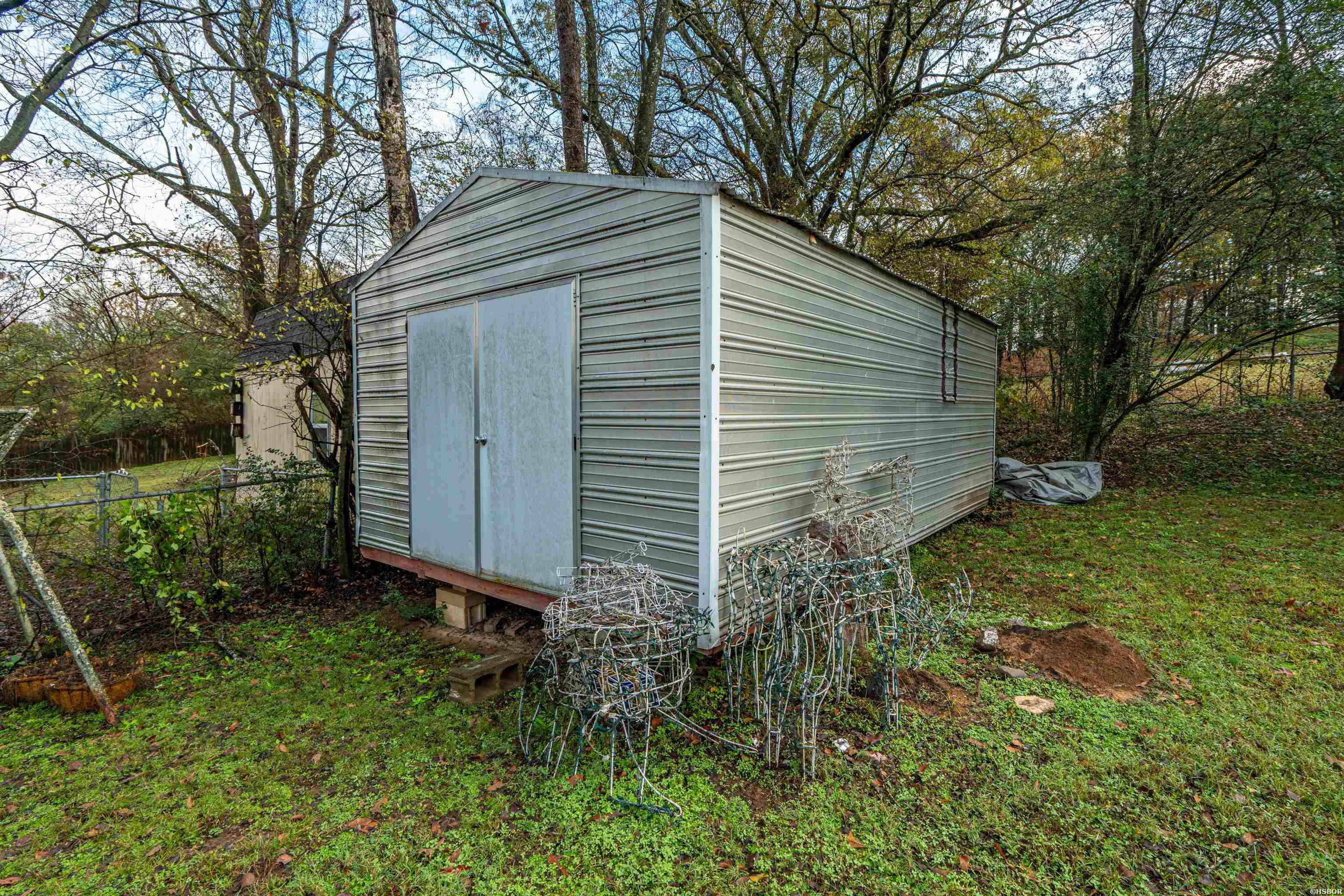 115 Village Road Property Photo 31