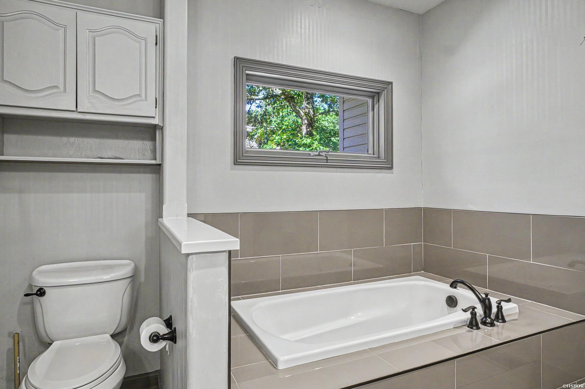 214 Pizarro Drive Property Photo 19