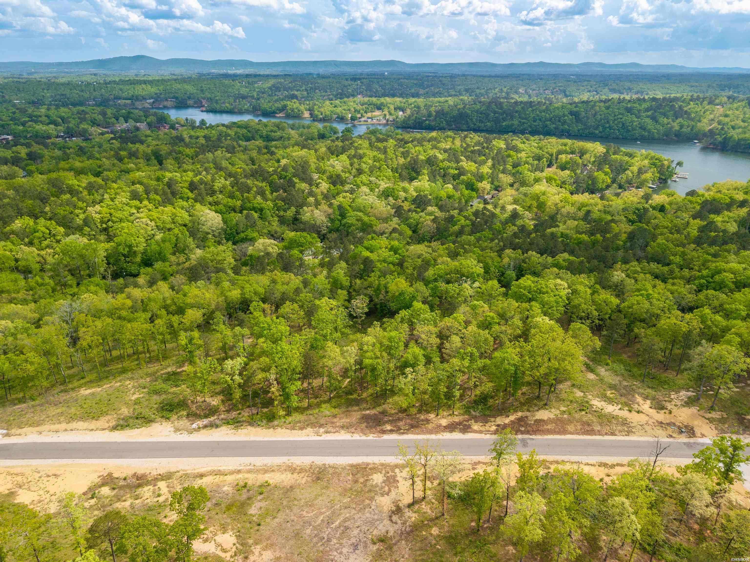 17 Neyland Property Photo 18