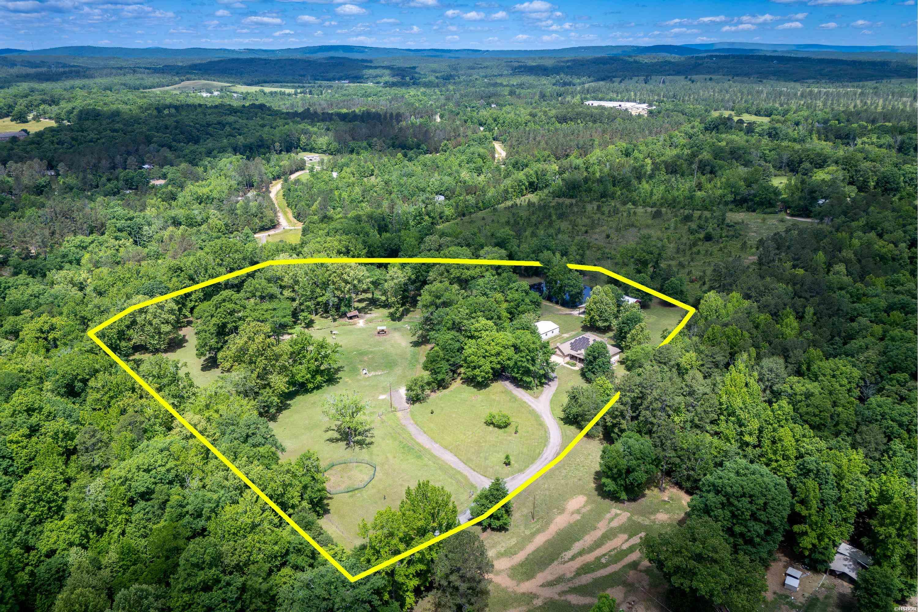 236 Honey Comb Trail Property Photo 2