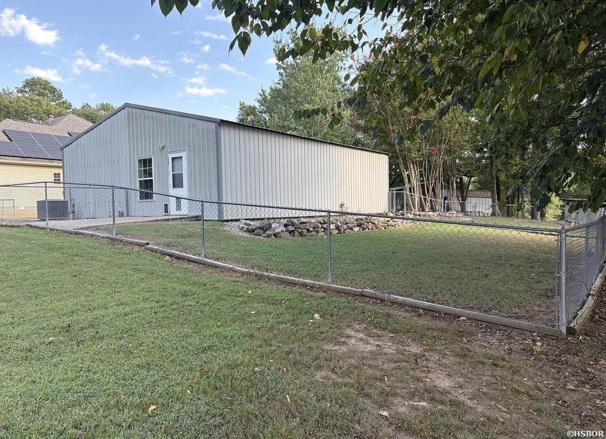 236 Honey Comb Trail Property Photo 28